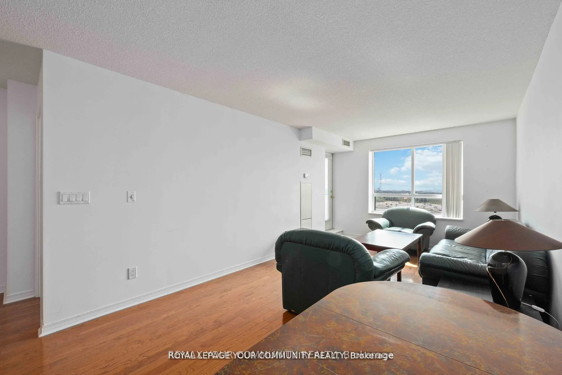 23 Oneida Crescent #909
