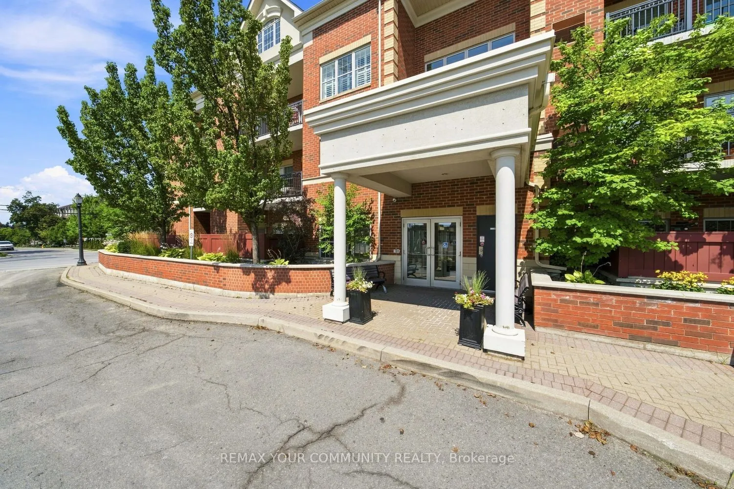 9973 Keele Street #210