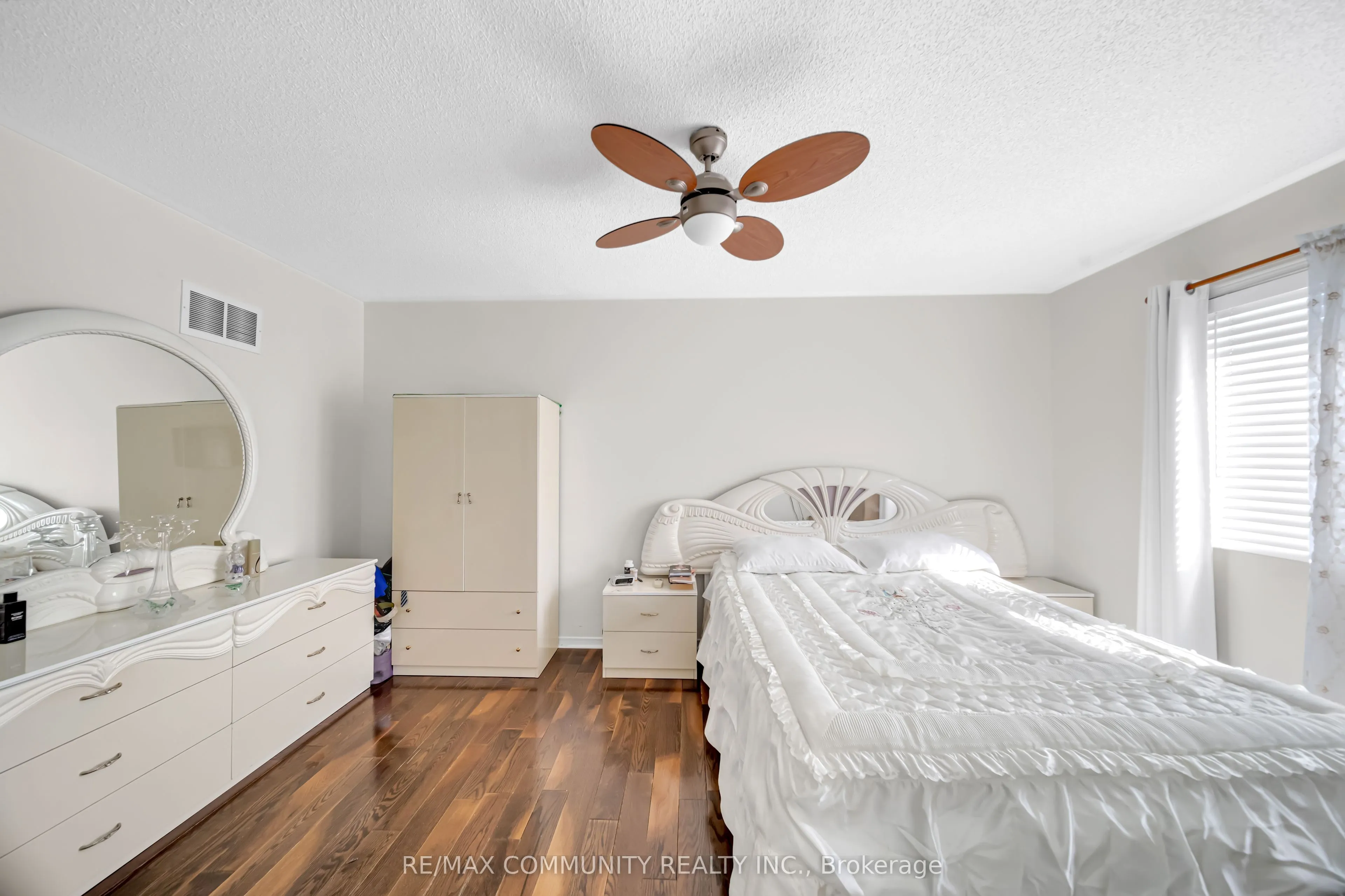 220 Lageer Drive