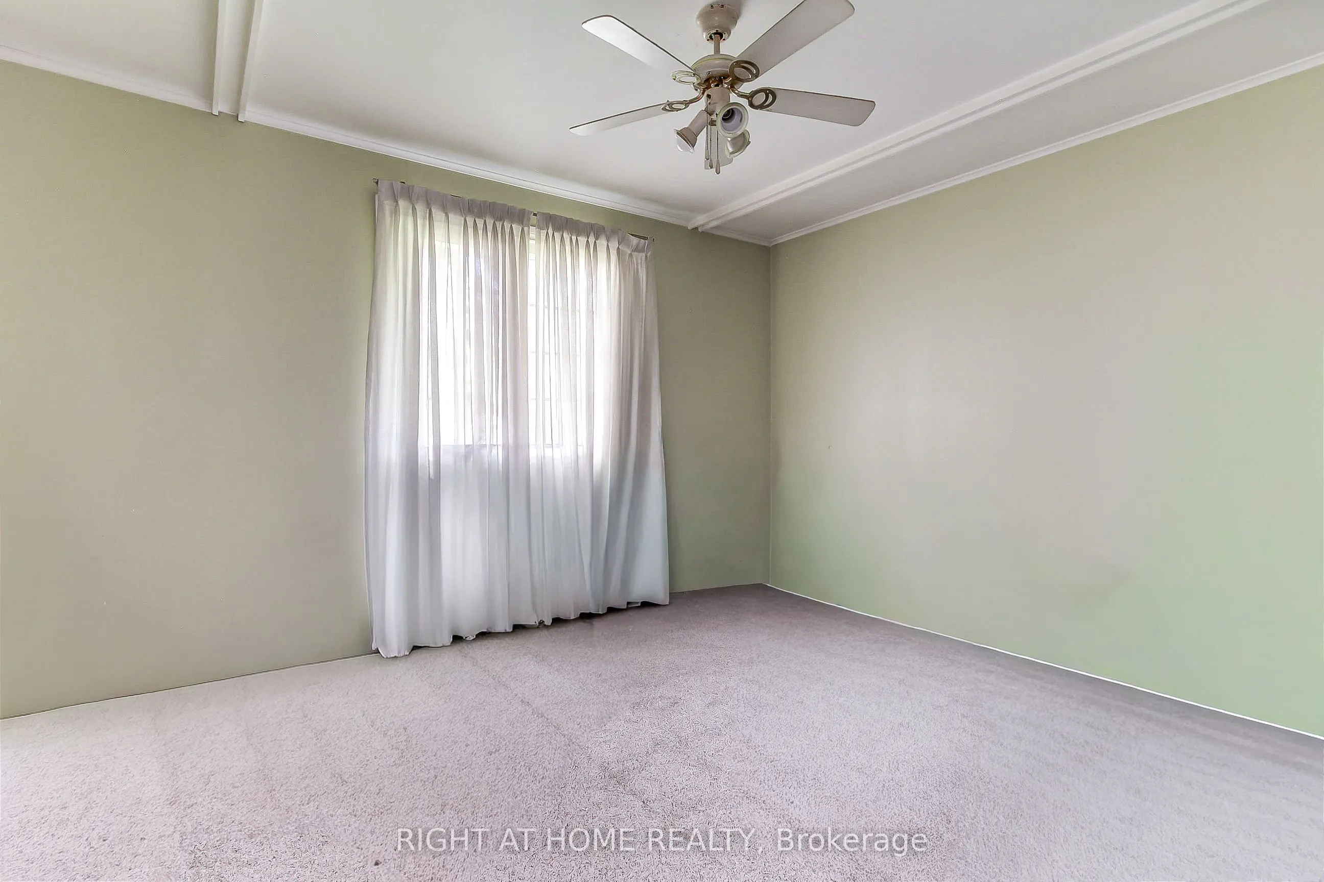 1384 Graham Side Road