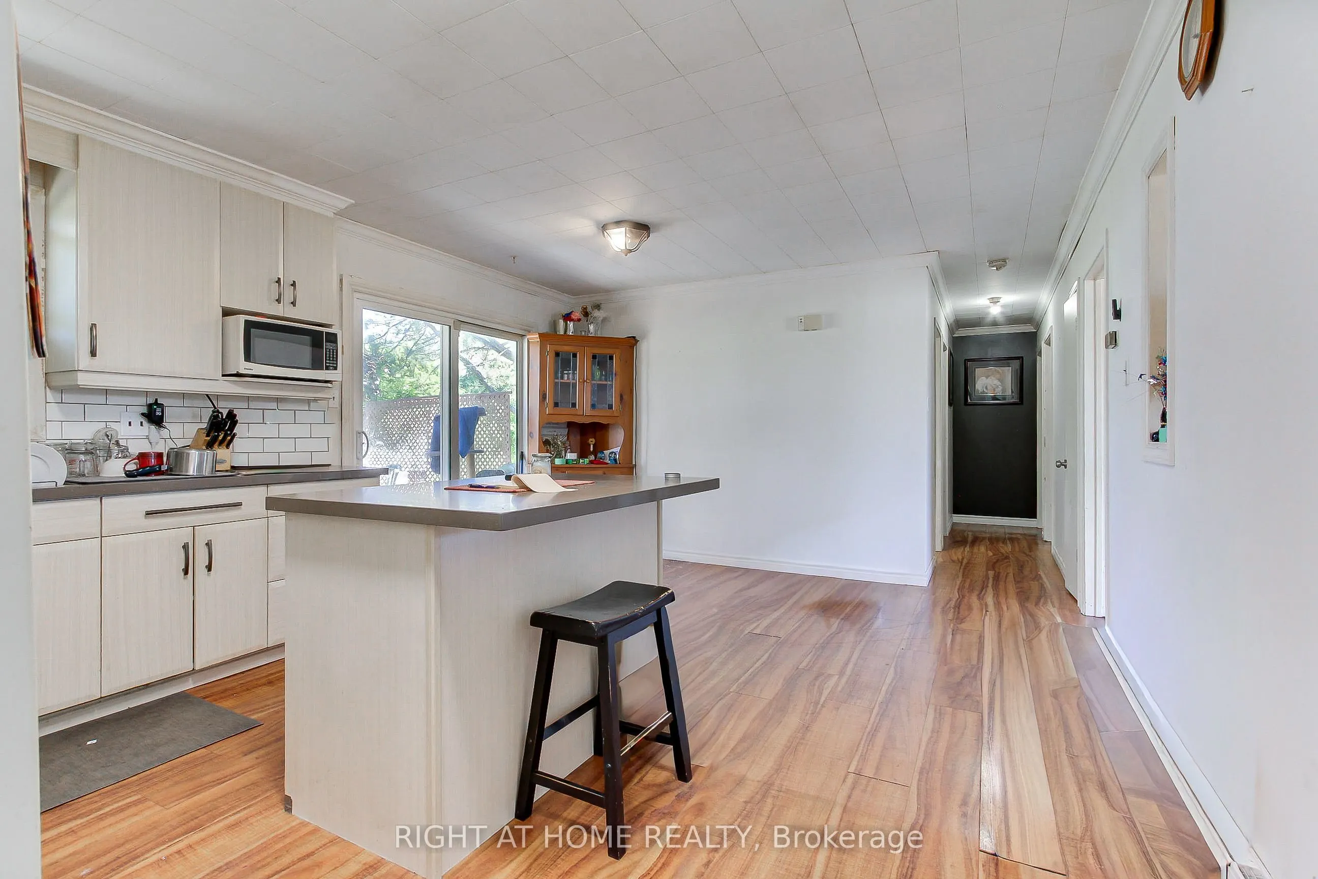 1384 Graham Side Road