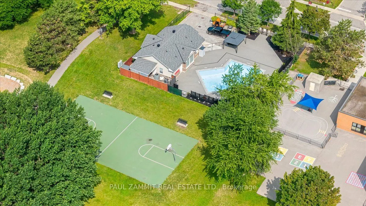 42 Nicholson Way #123