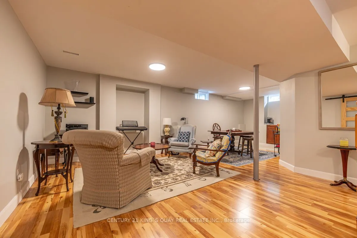 40 Stonehill Boulevard