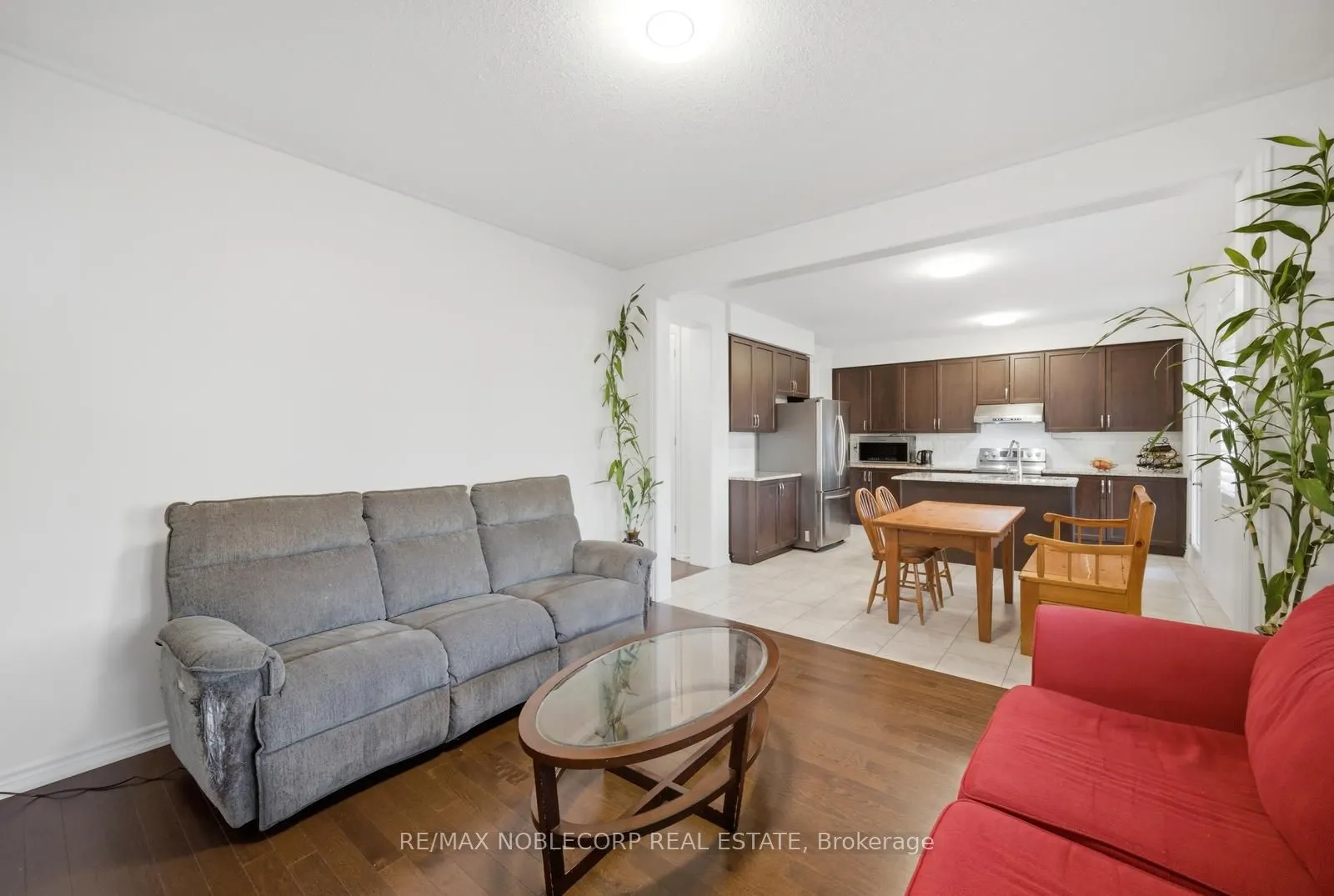 15 Gould Crescent