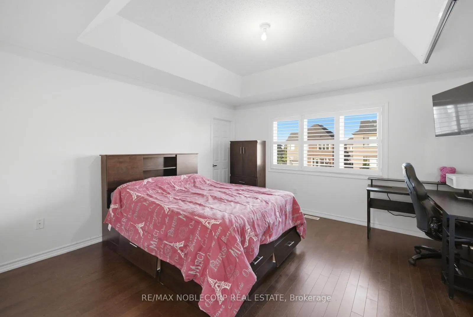 15 Gould Crescent