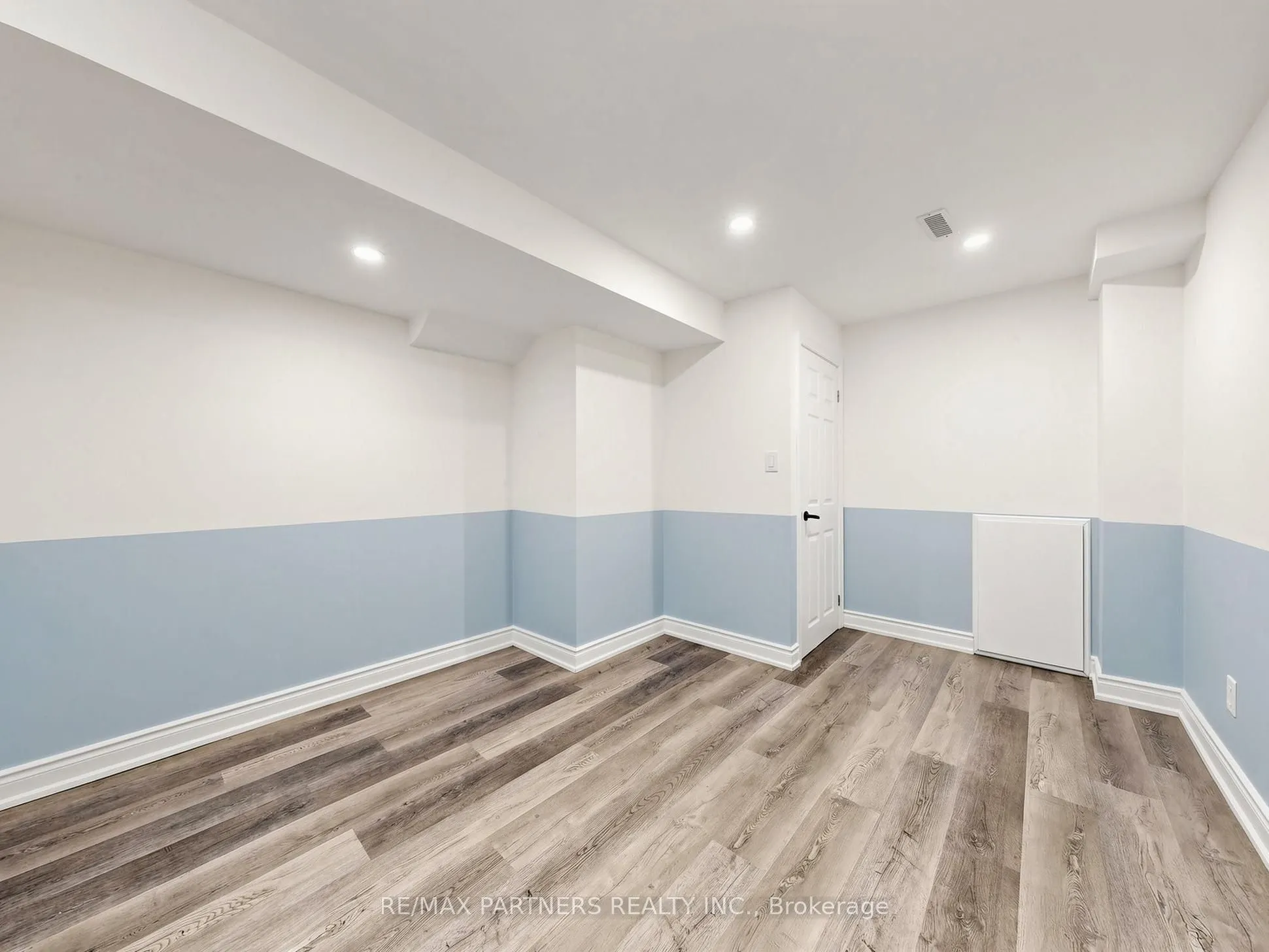 21 Russell Hill Road