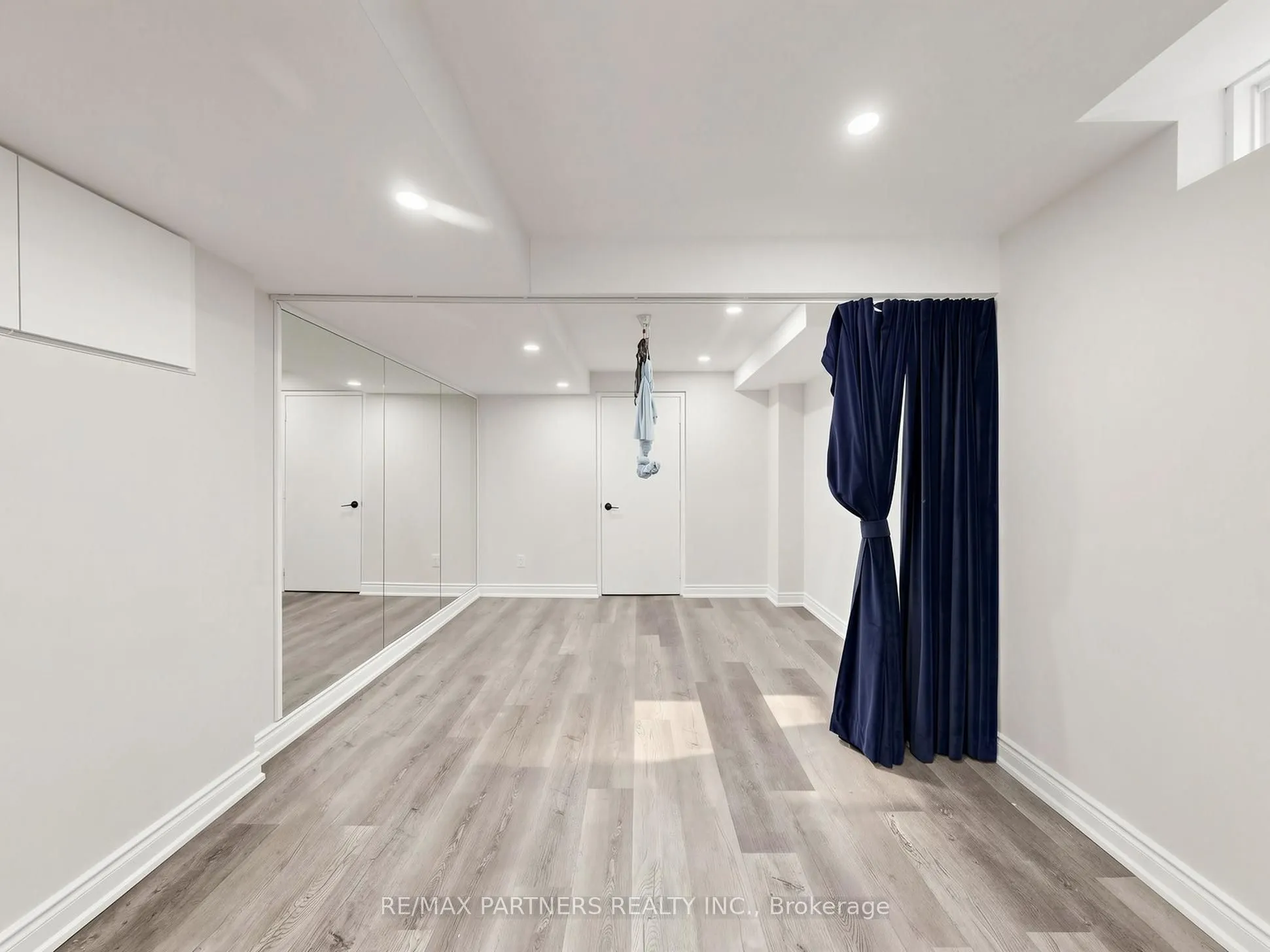 21 Russell Hill Road