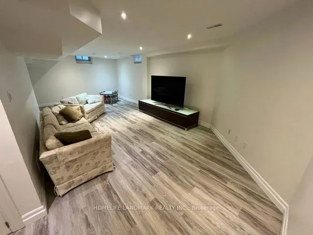 1102 Secretariate Road