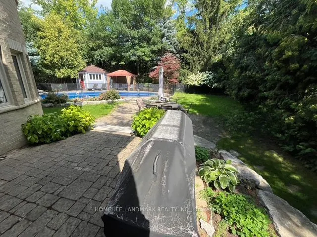 1102 Secretariate Road