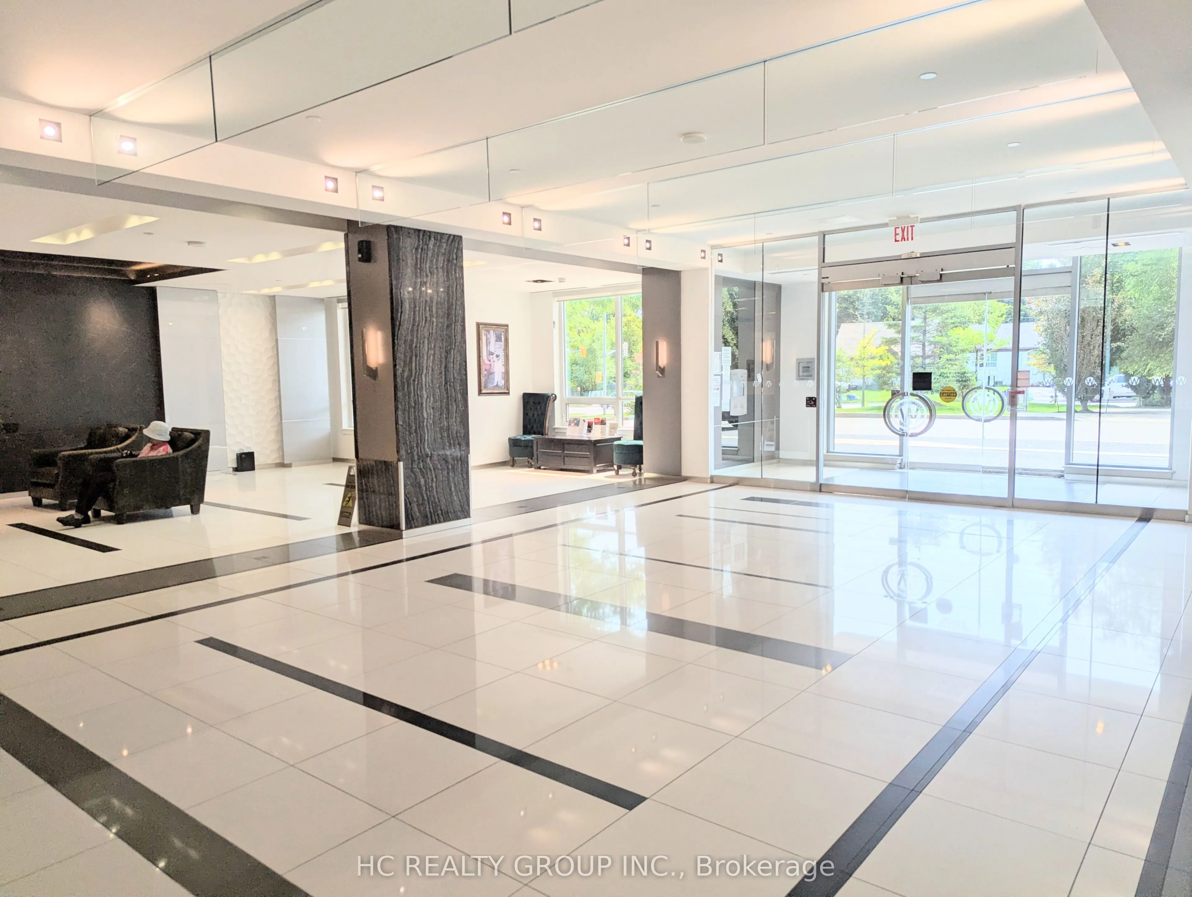 7165 Yonge Street #111