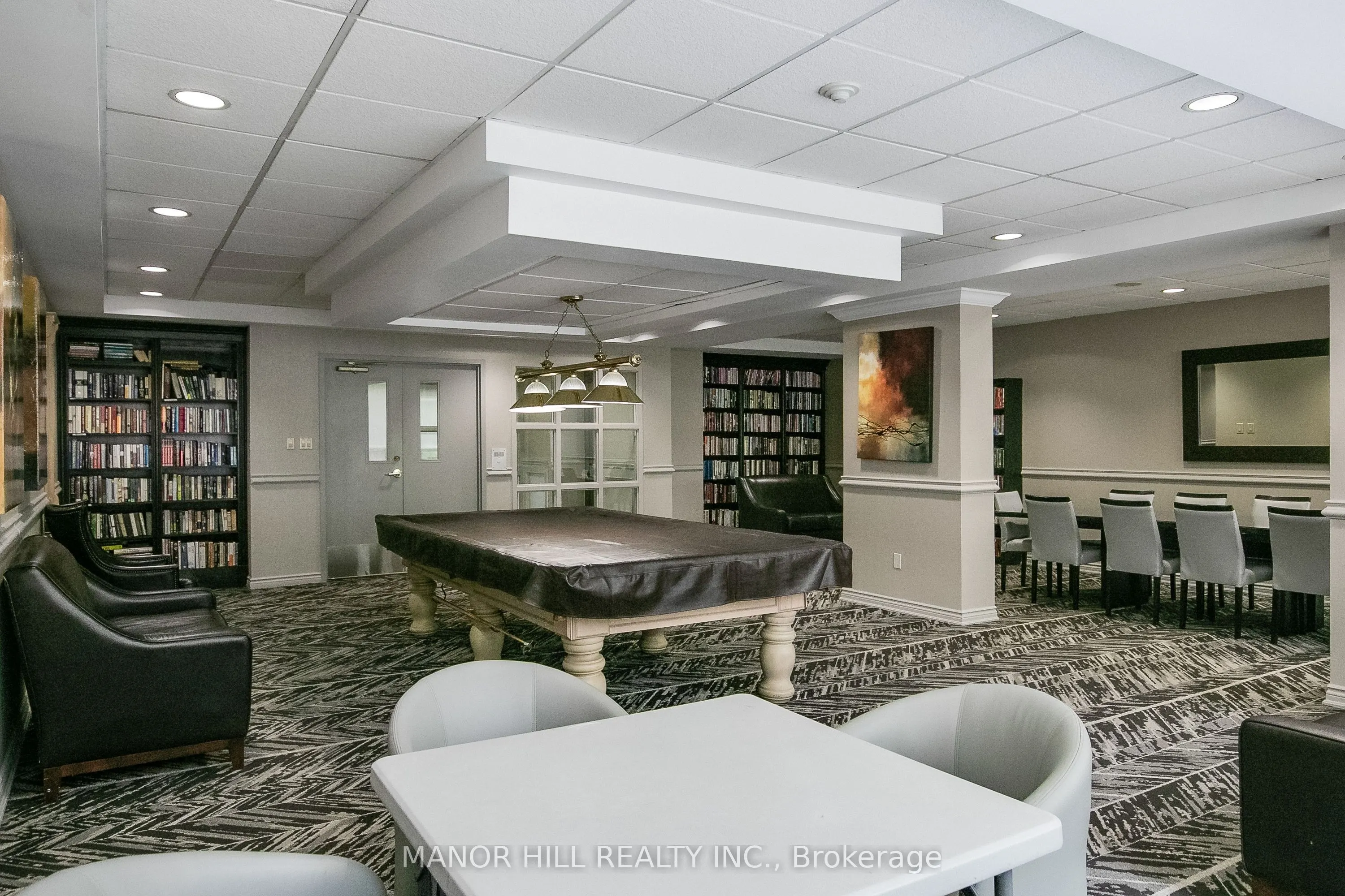 11 Townsgate Drive #814