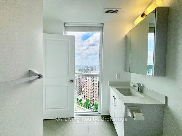 75 Oneida Crescent #1703