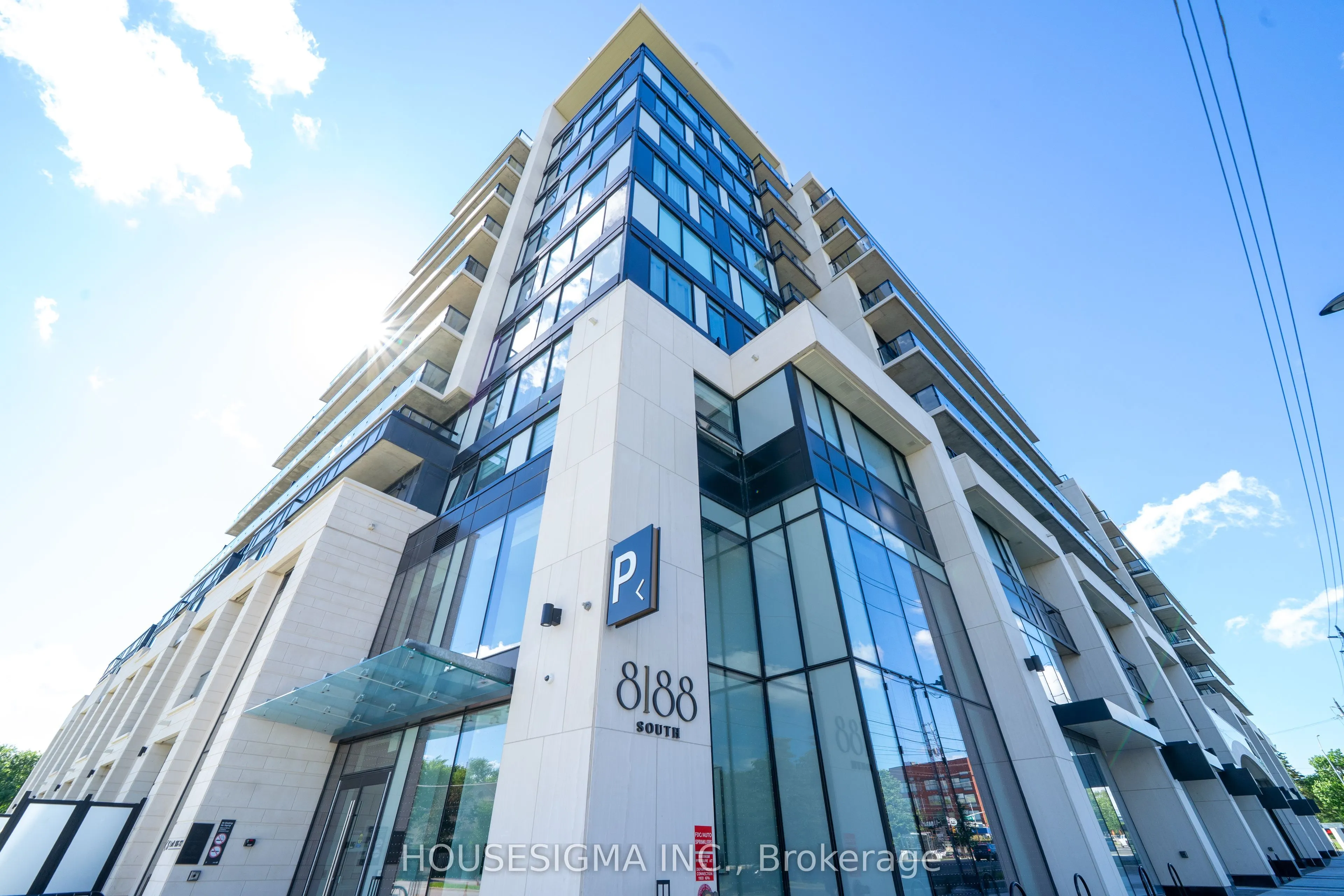 8188 Yonge Street #820