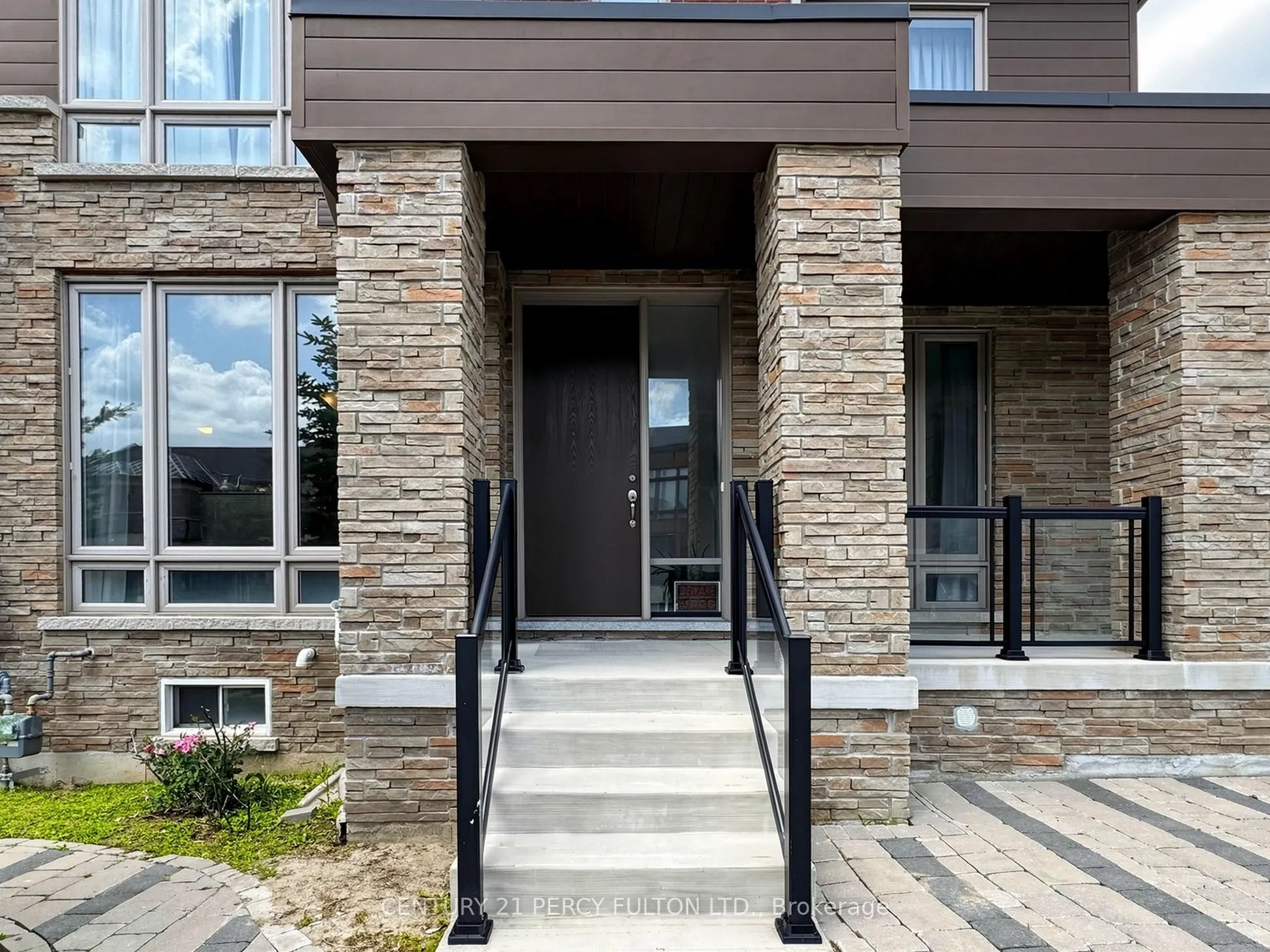 91 Badgerow Way