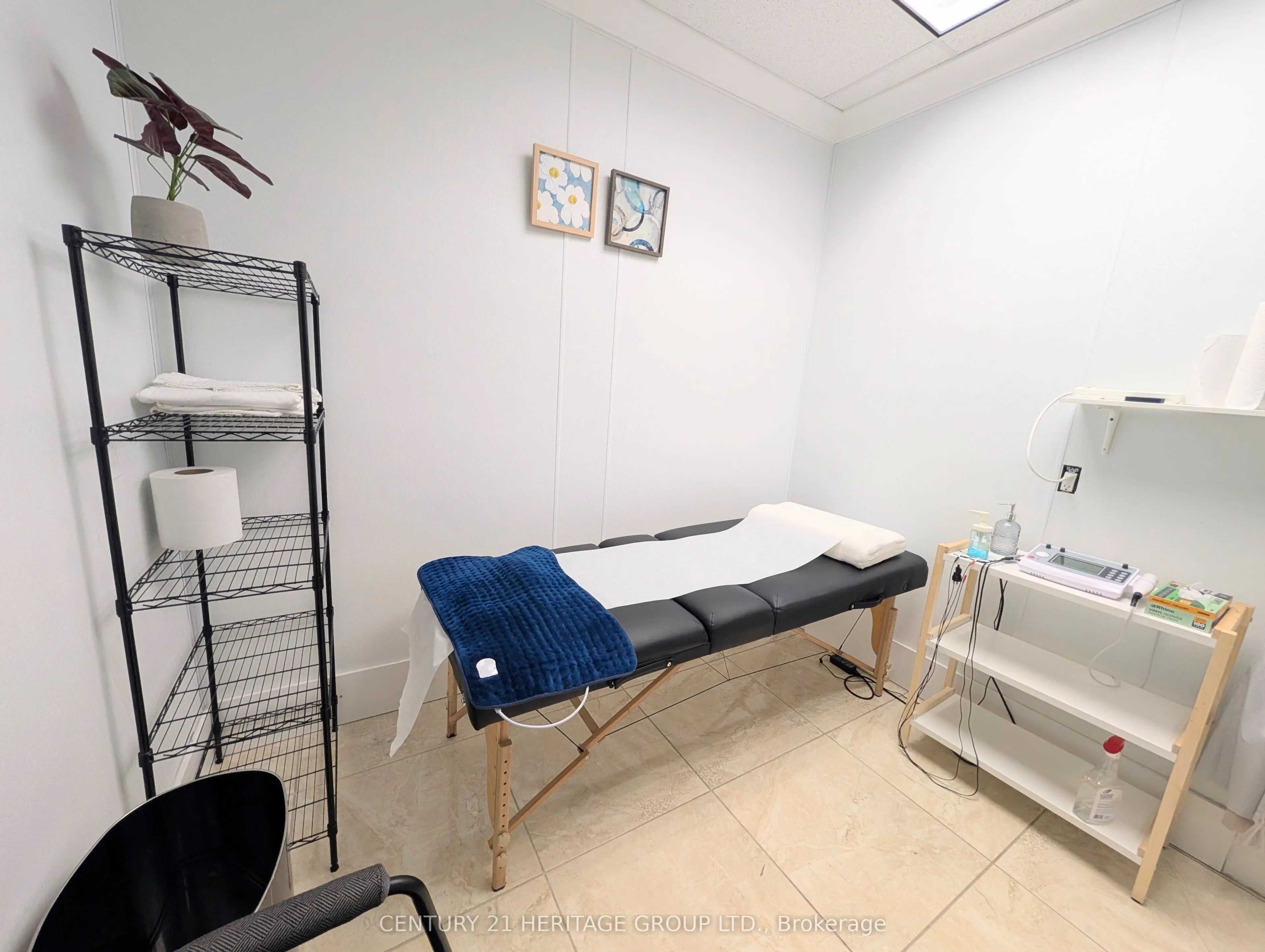 7181 Yonge Street #2