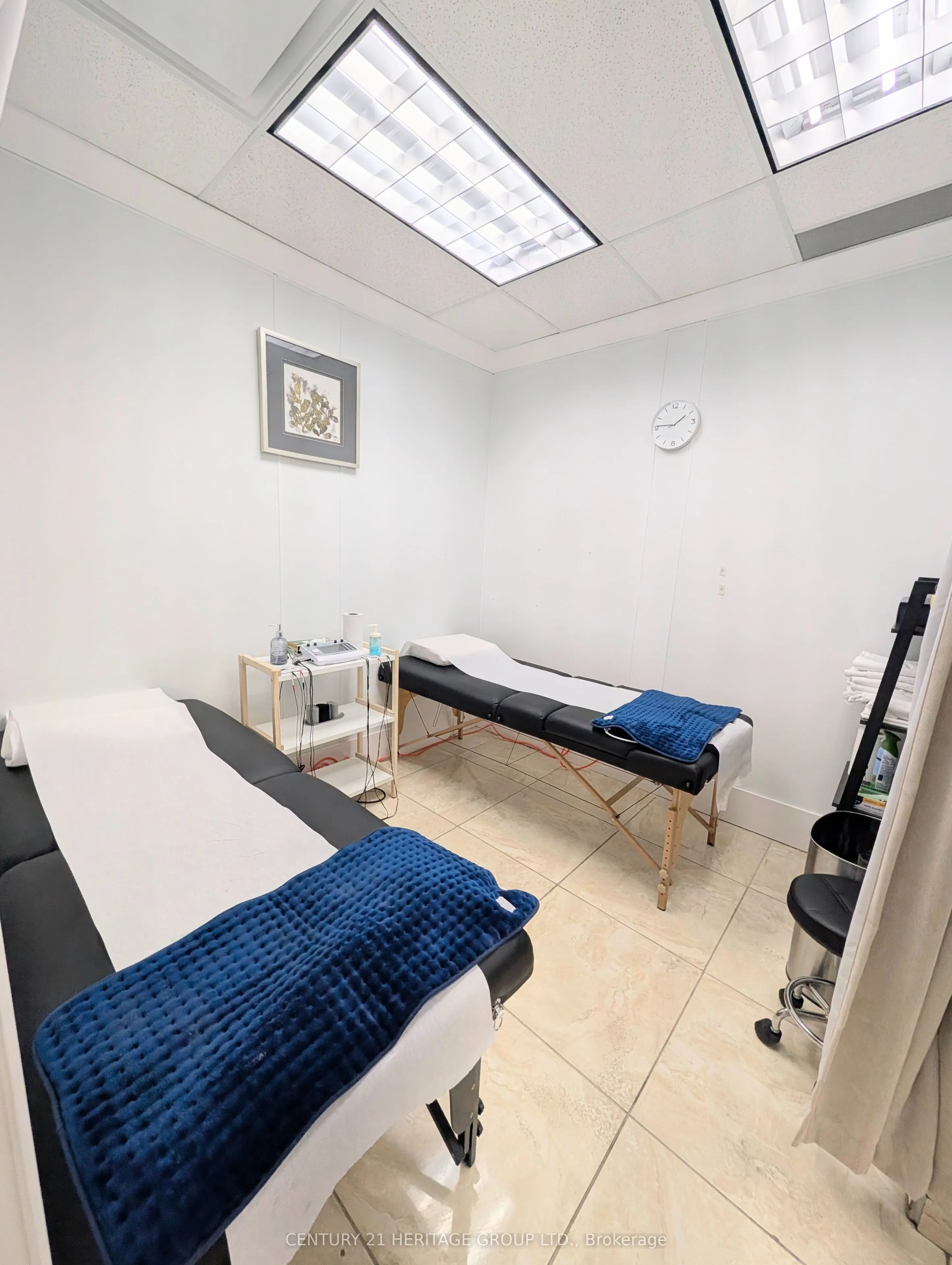 7181 Yonge Street #2