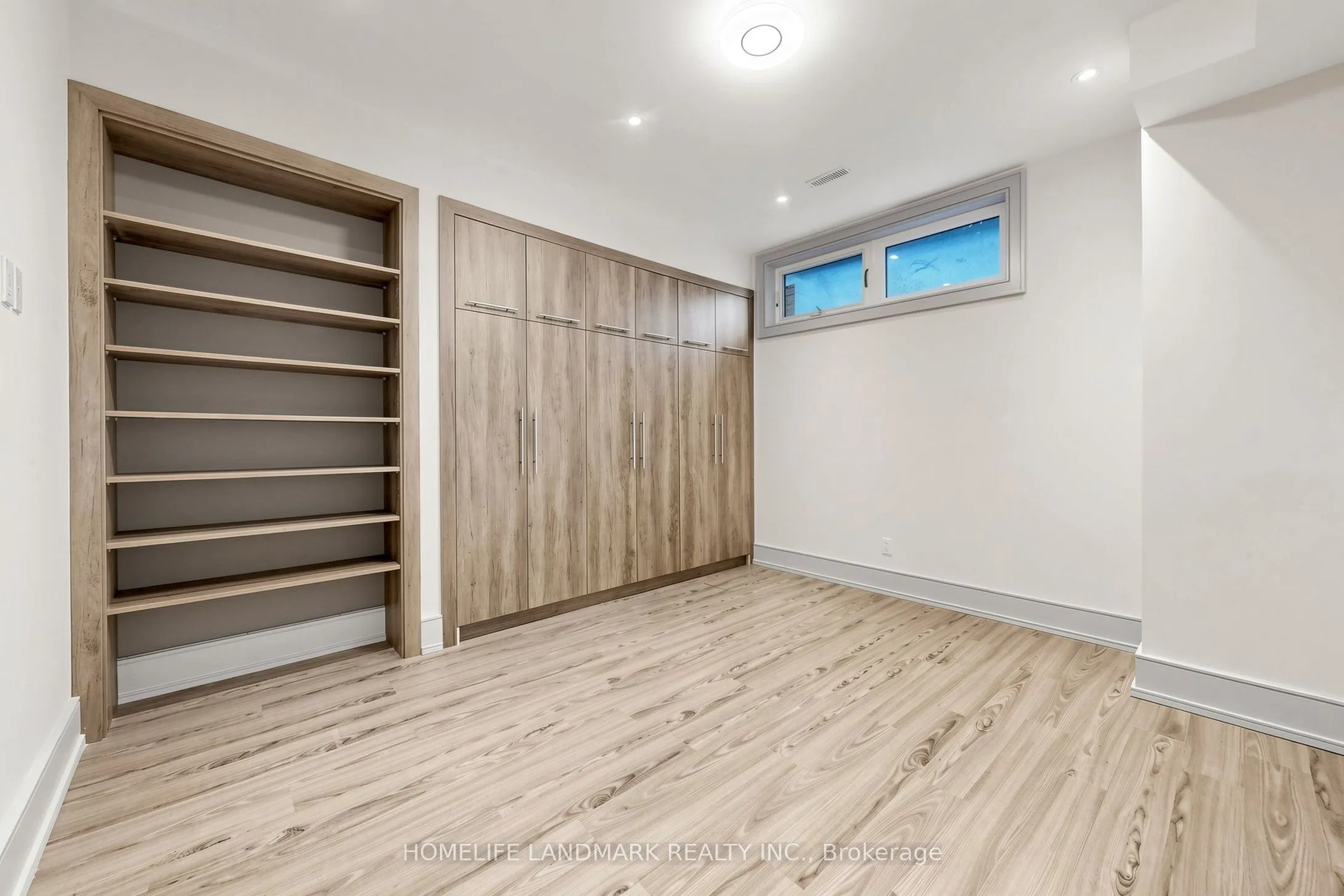 1 Tuscay Court