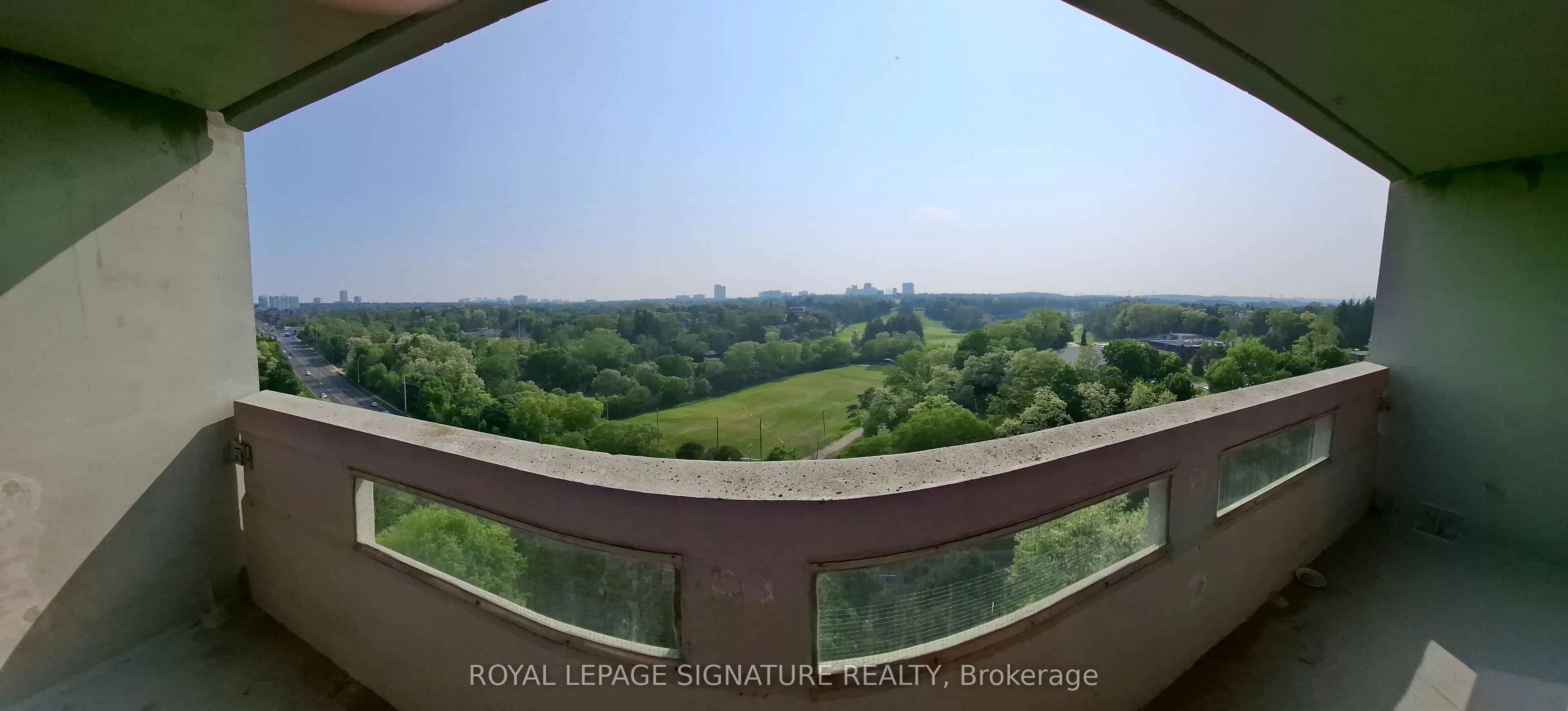60 INVERLOCHY Boulevard #1210
