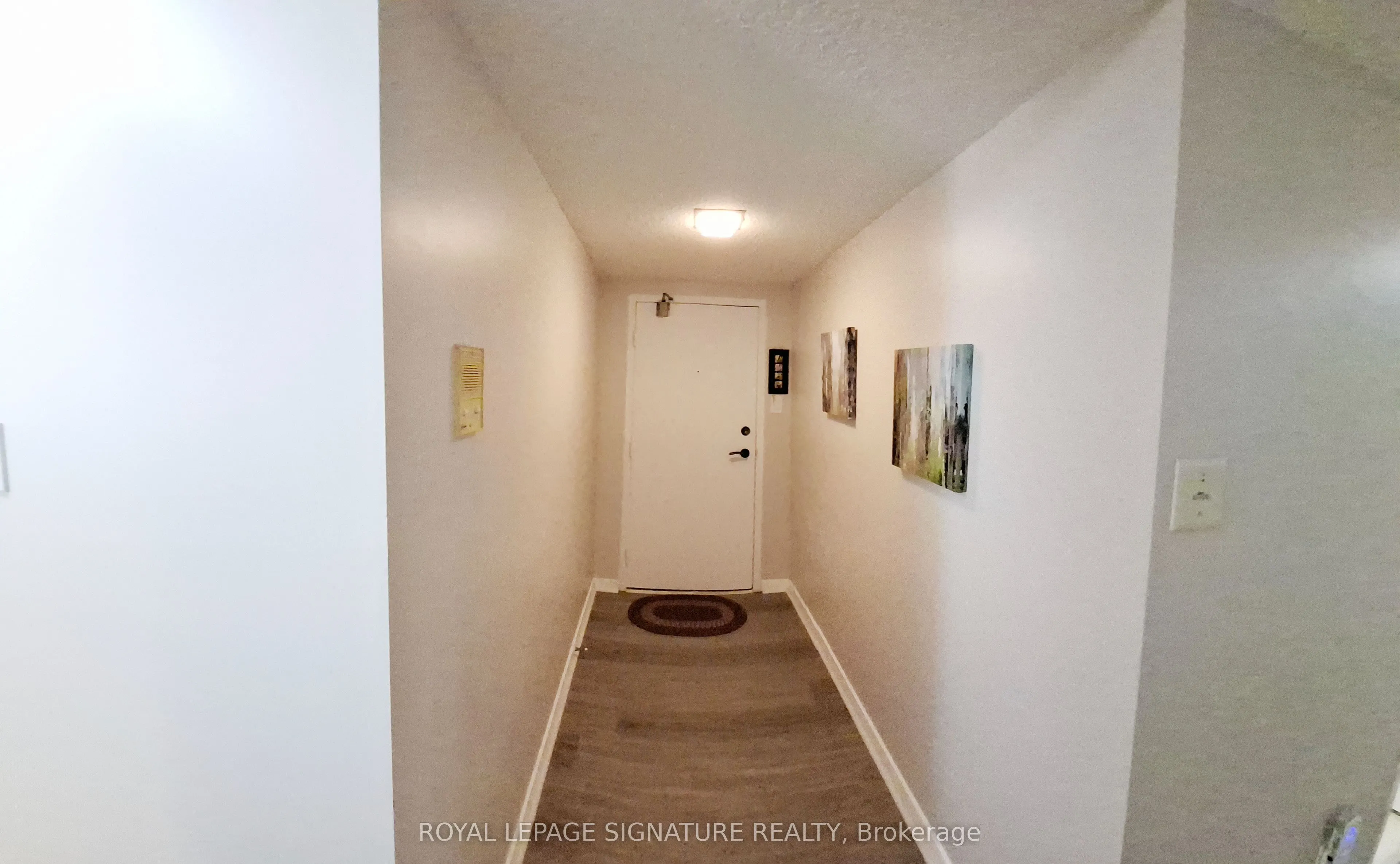 60 INVERLOCHY Boulevard #1210