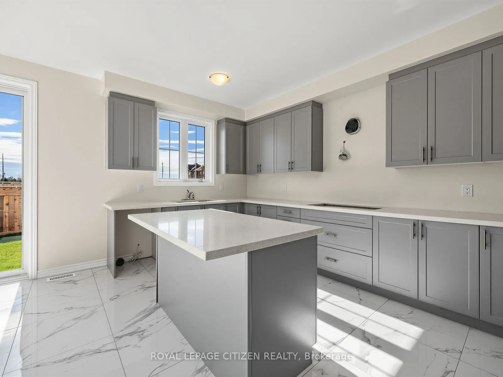 2 Lawrence D. Pridham Avenue