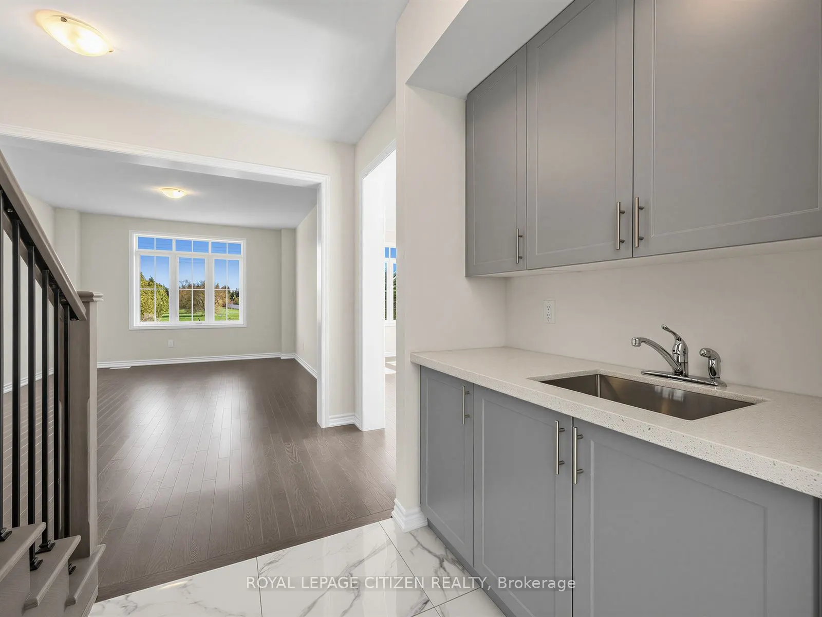 2 Lawrence D. Pridham Avenue