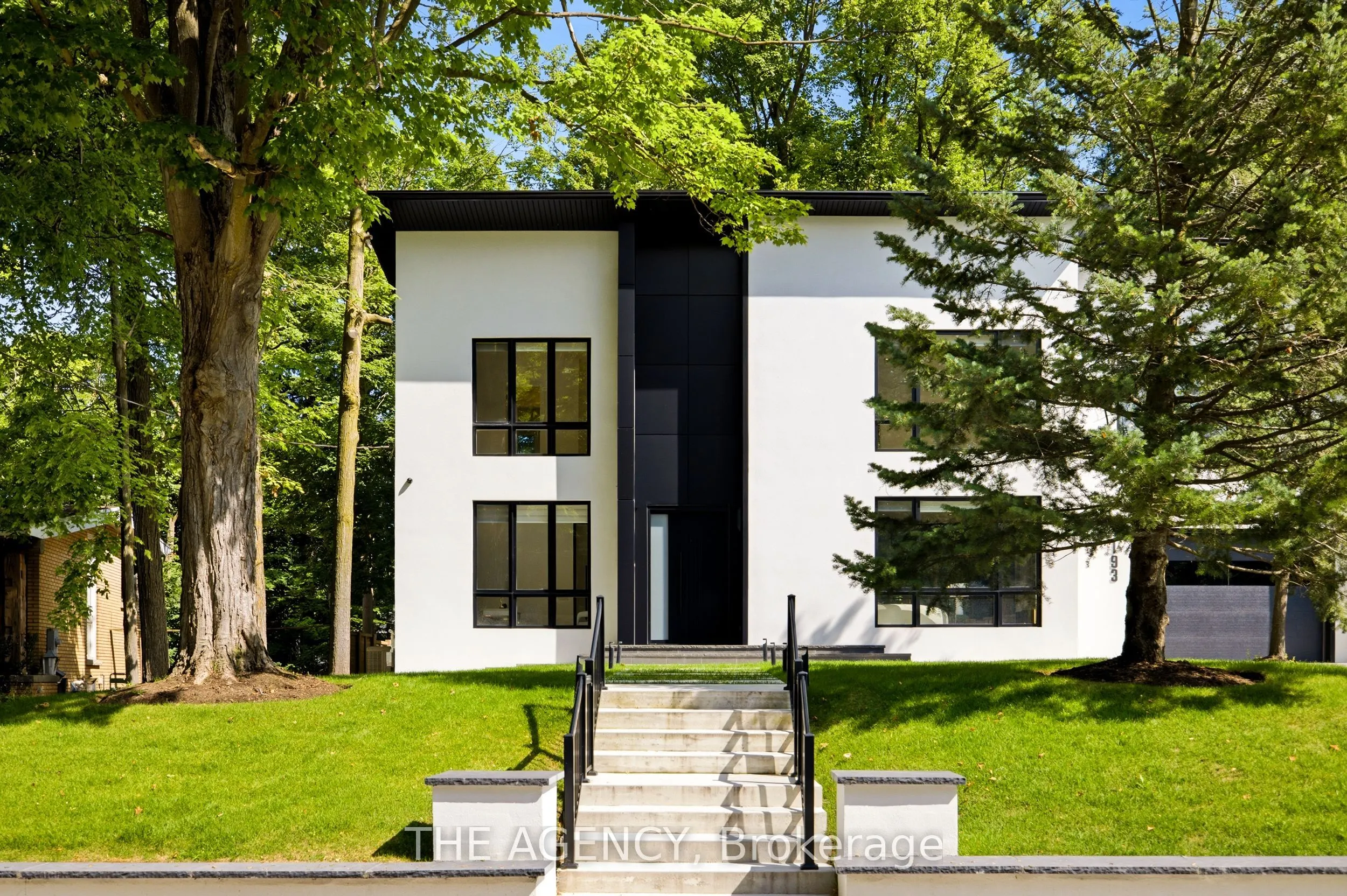 193 Beechwood Crescent