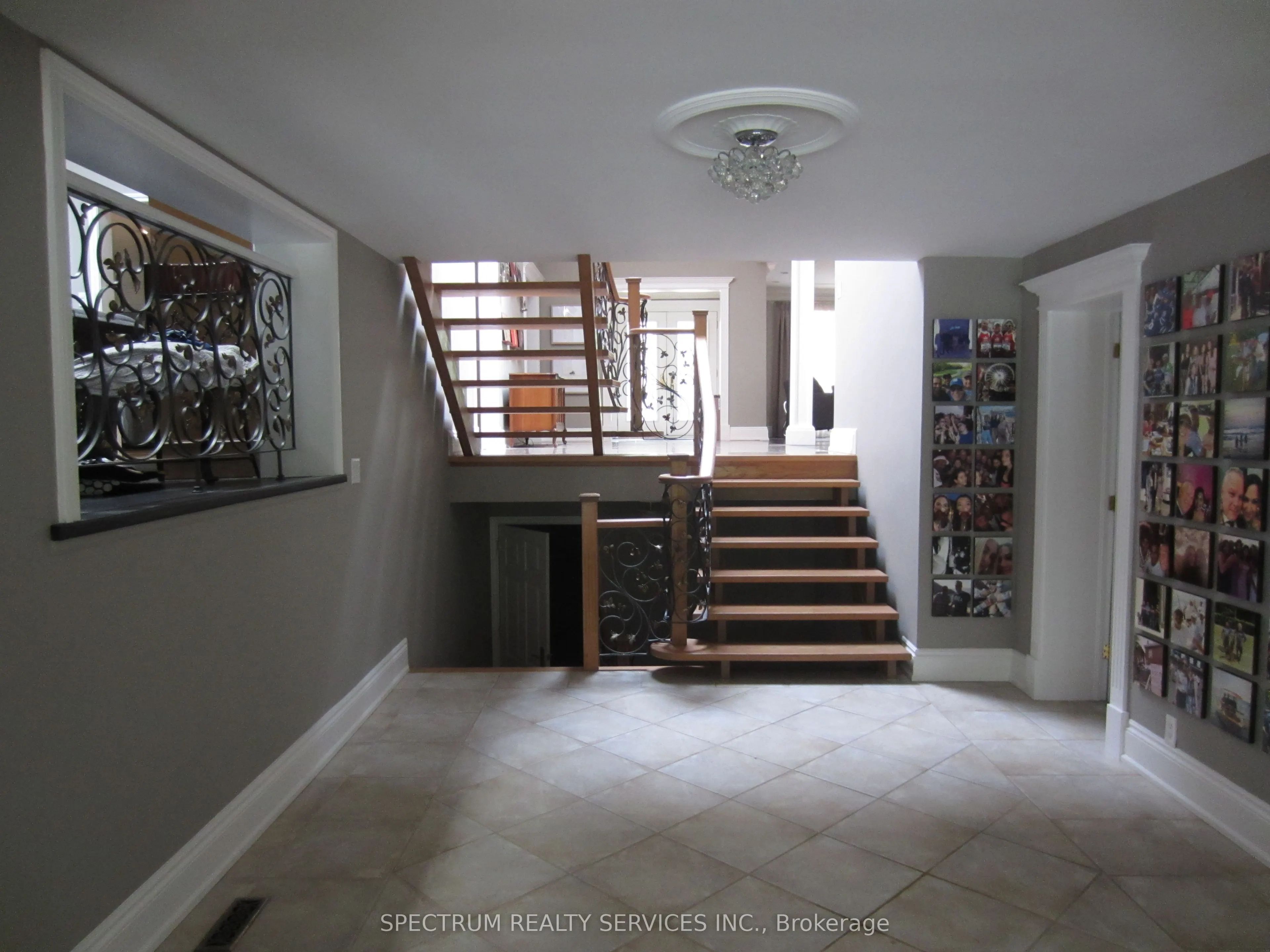 135 Hayhoe Avenue