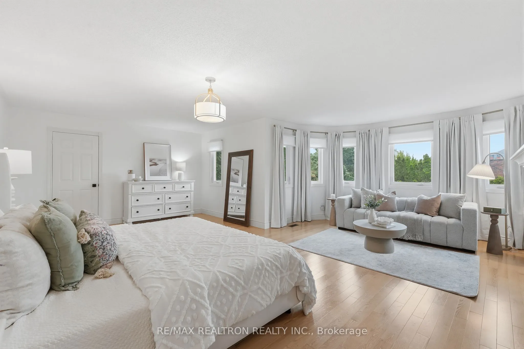 653 Exceller Circle