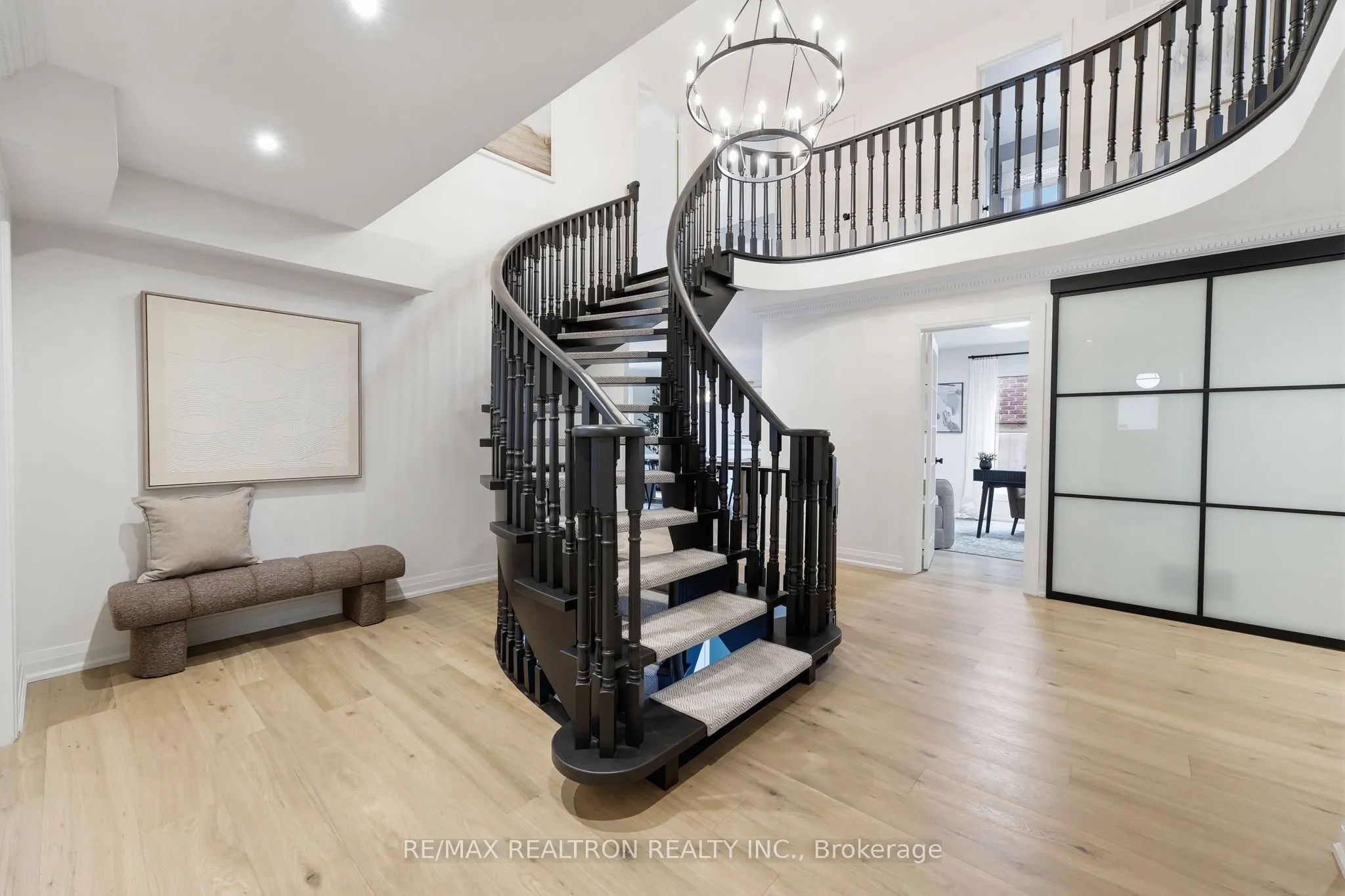 653 Exceller Circle