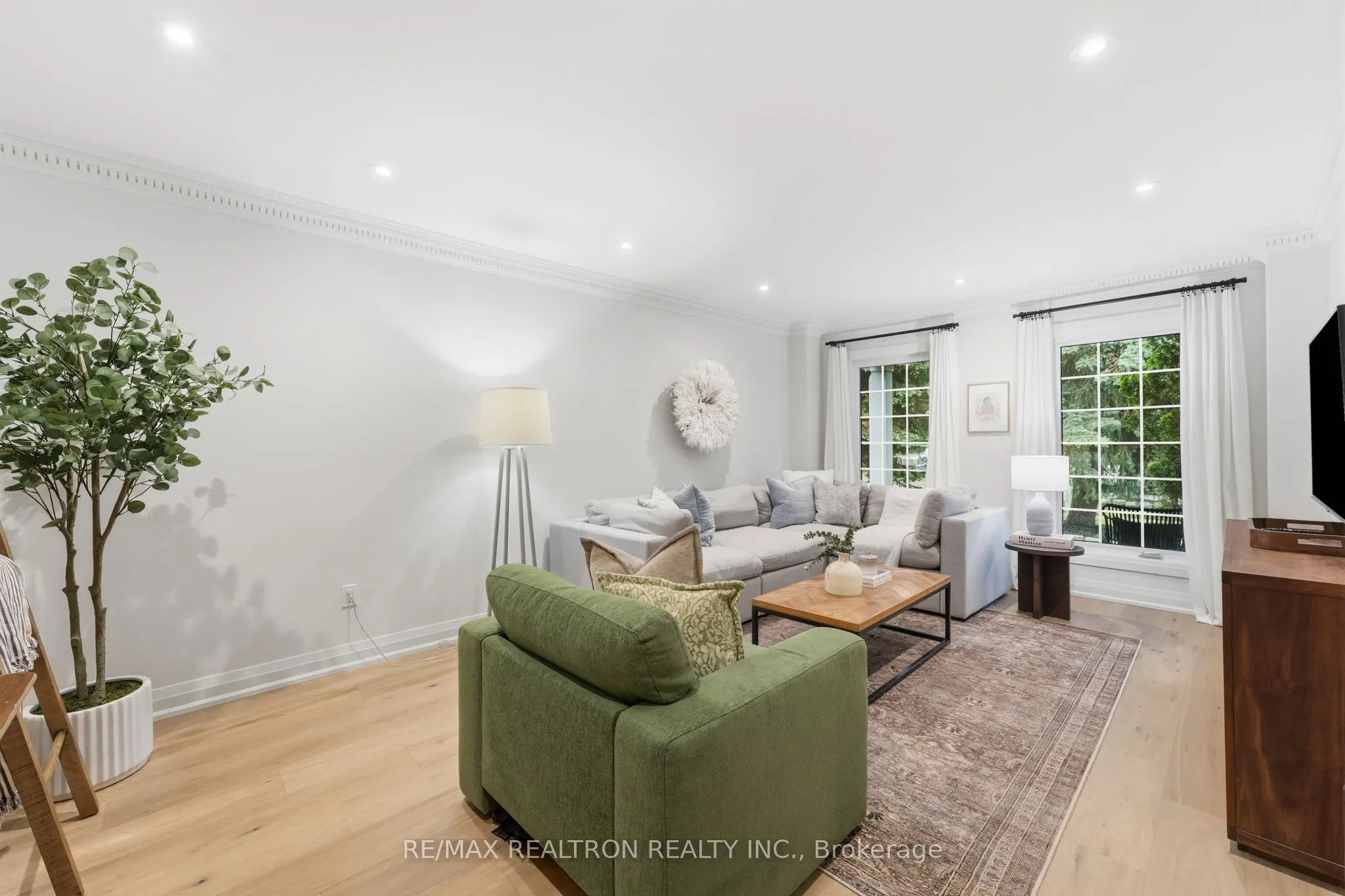 653 Exceller Circle