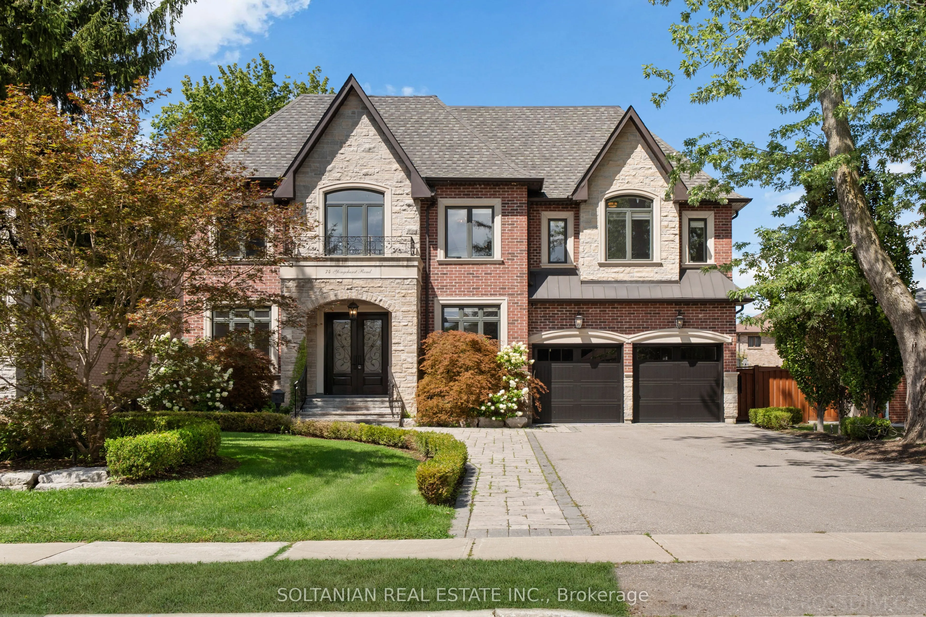 74 Yongehurst Road