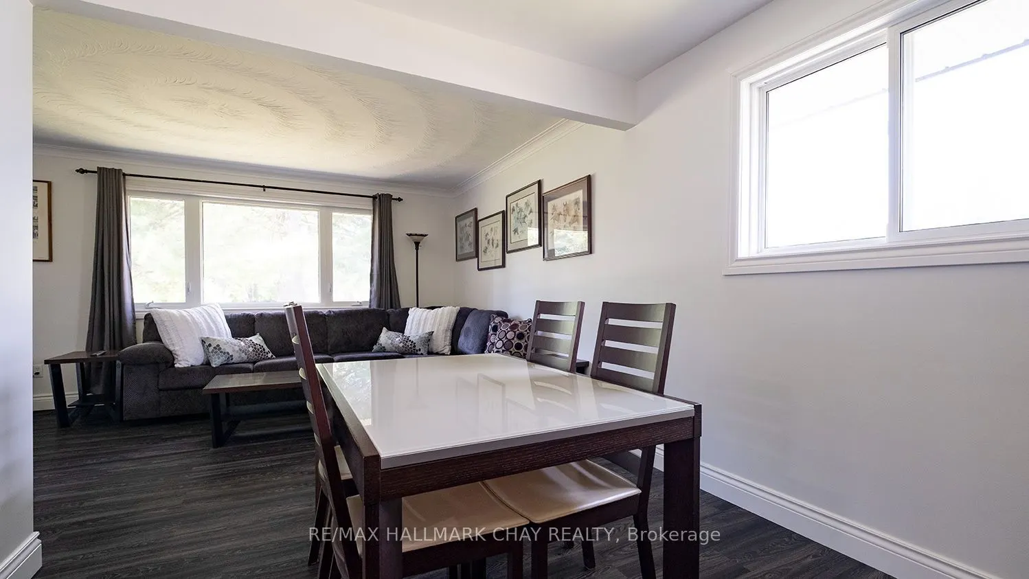29 Lee Avenue