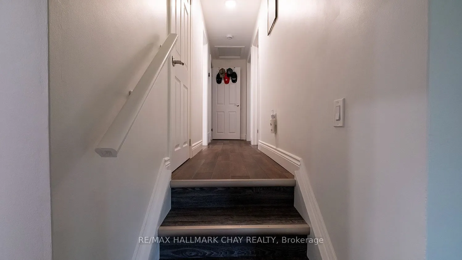 29 Lee Avenue