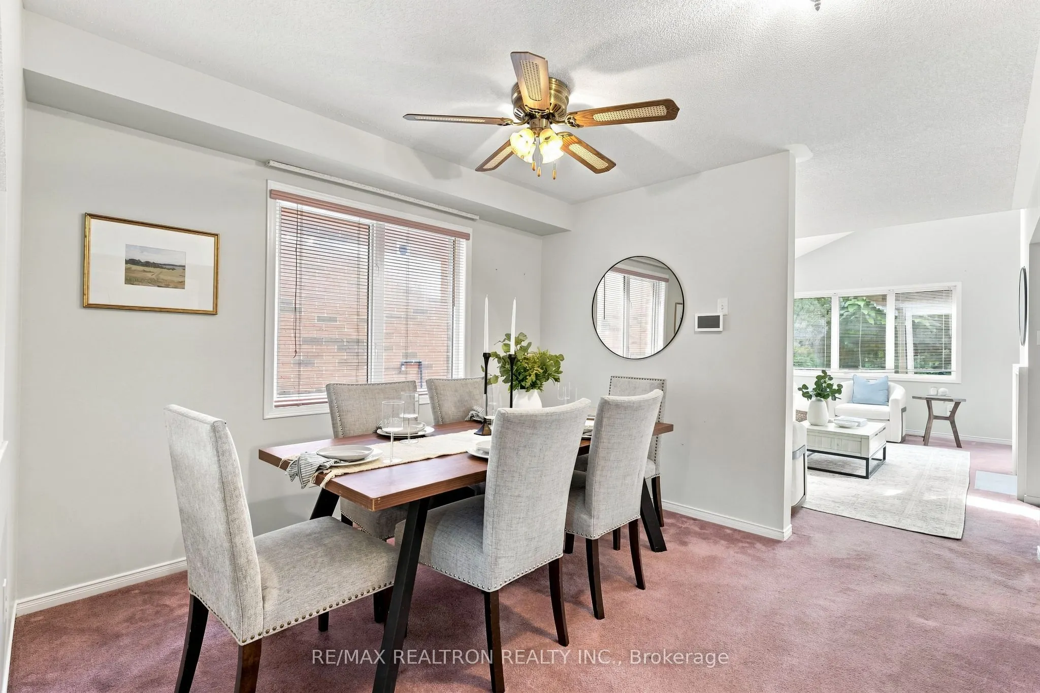 416 Heddle Crescent