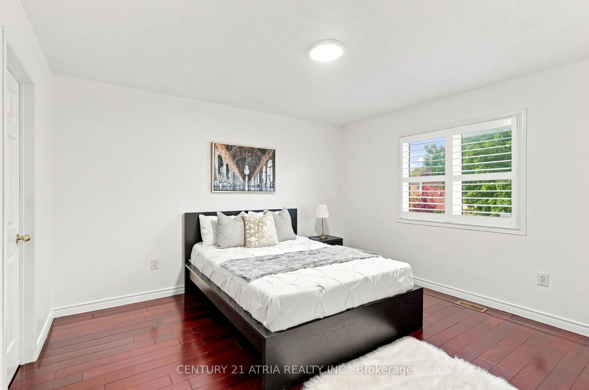 136 Rollinghill Road