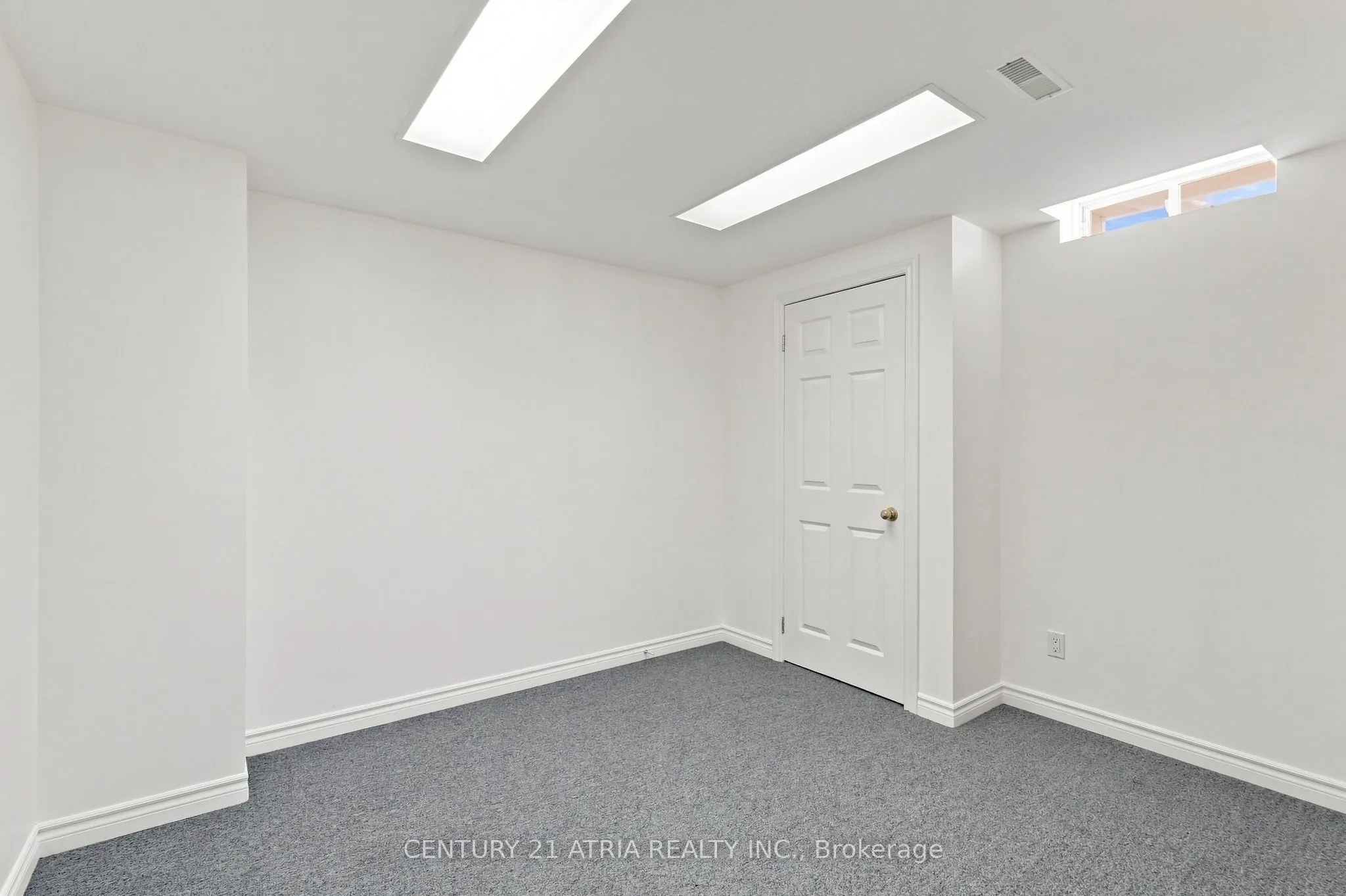 136 Rollinghill Road