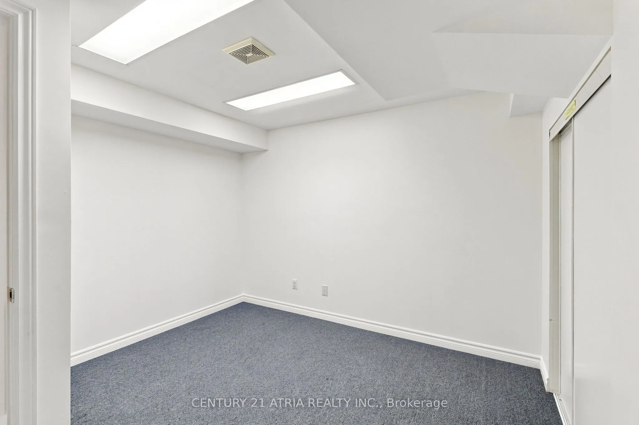 136 Rollinghill Road
