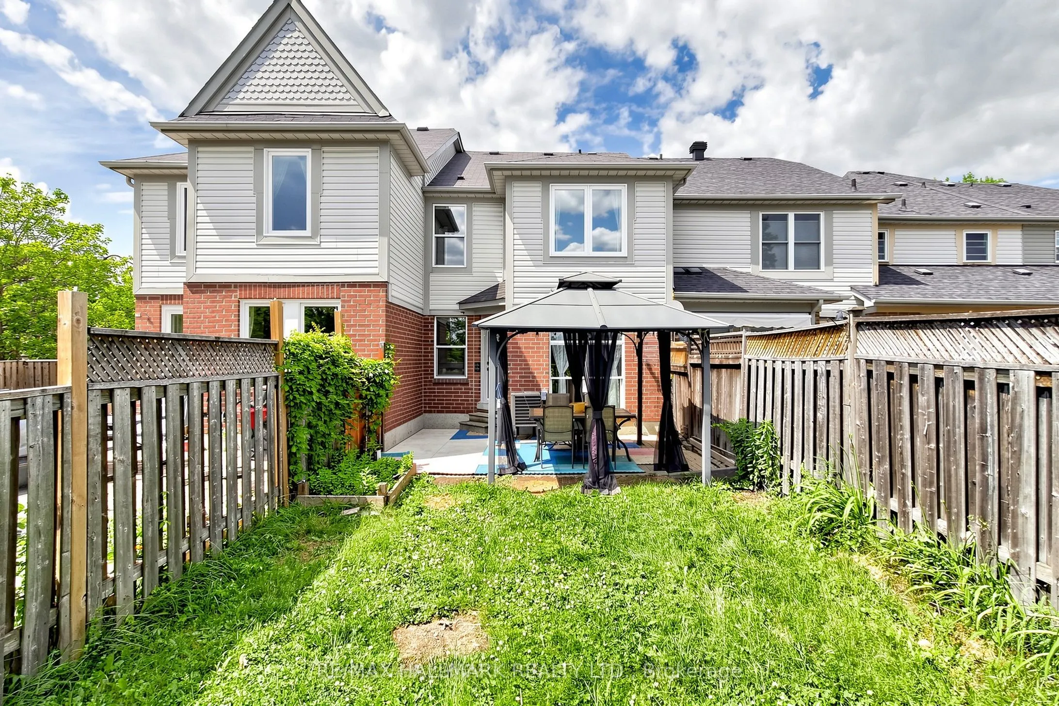 5 Evelyn Buck Lane