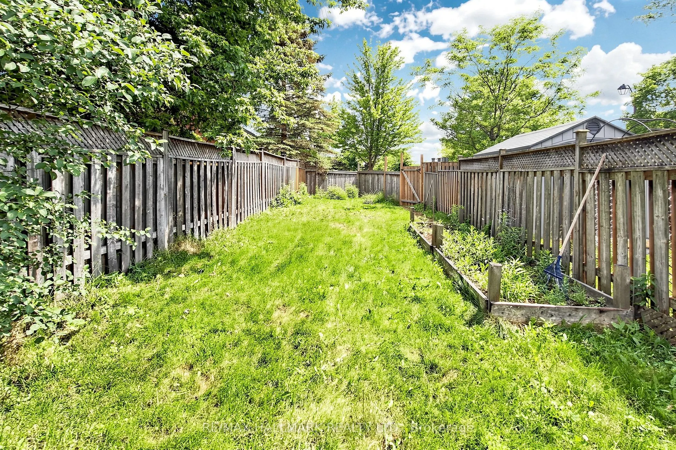 5 Evelyn Buck Lane