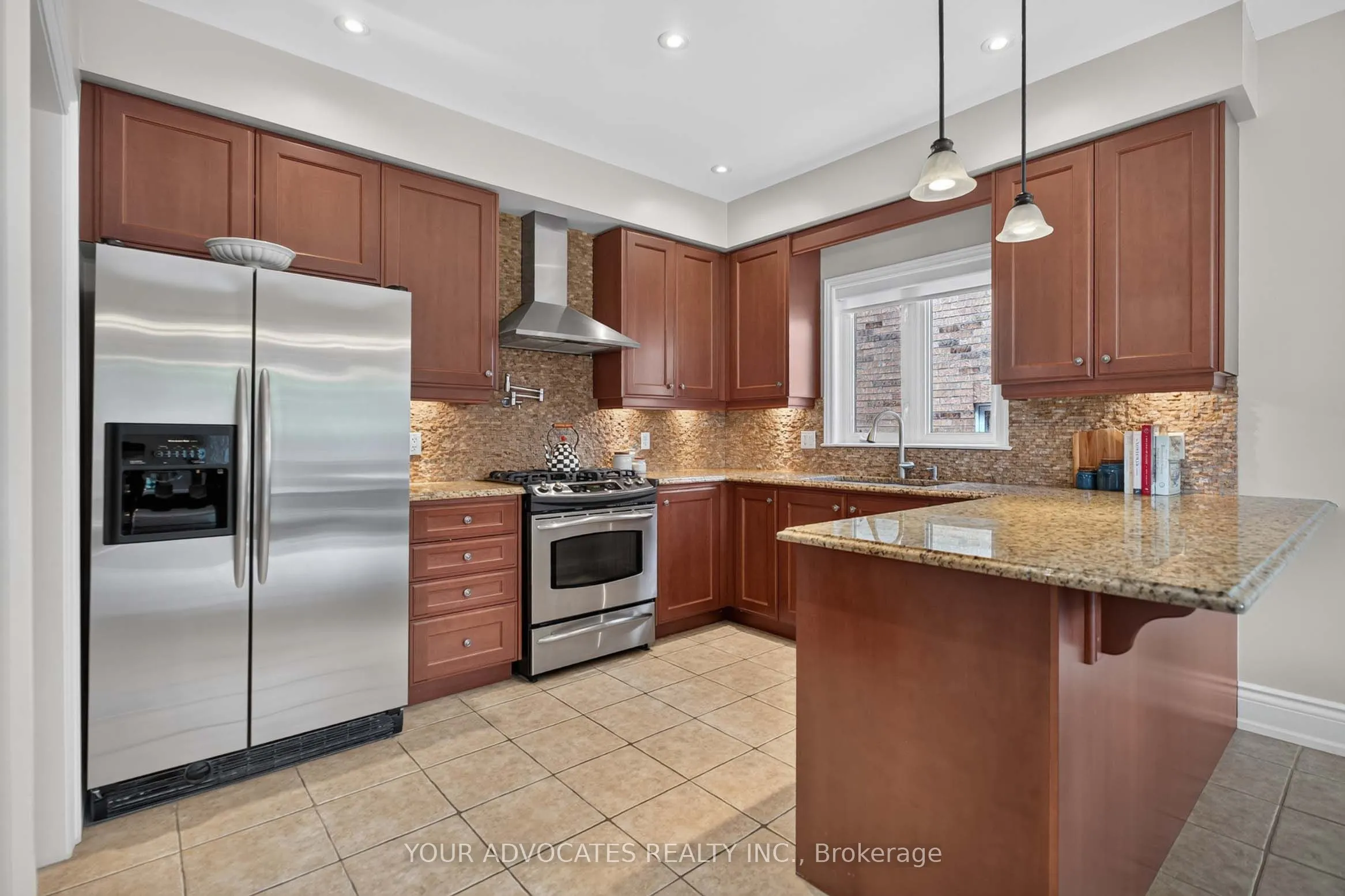 228 Twin Hills Crescent