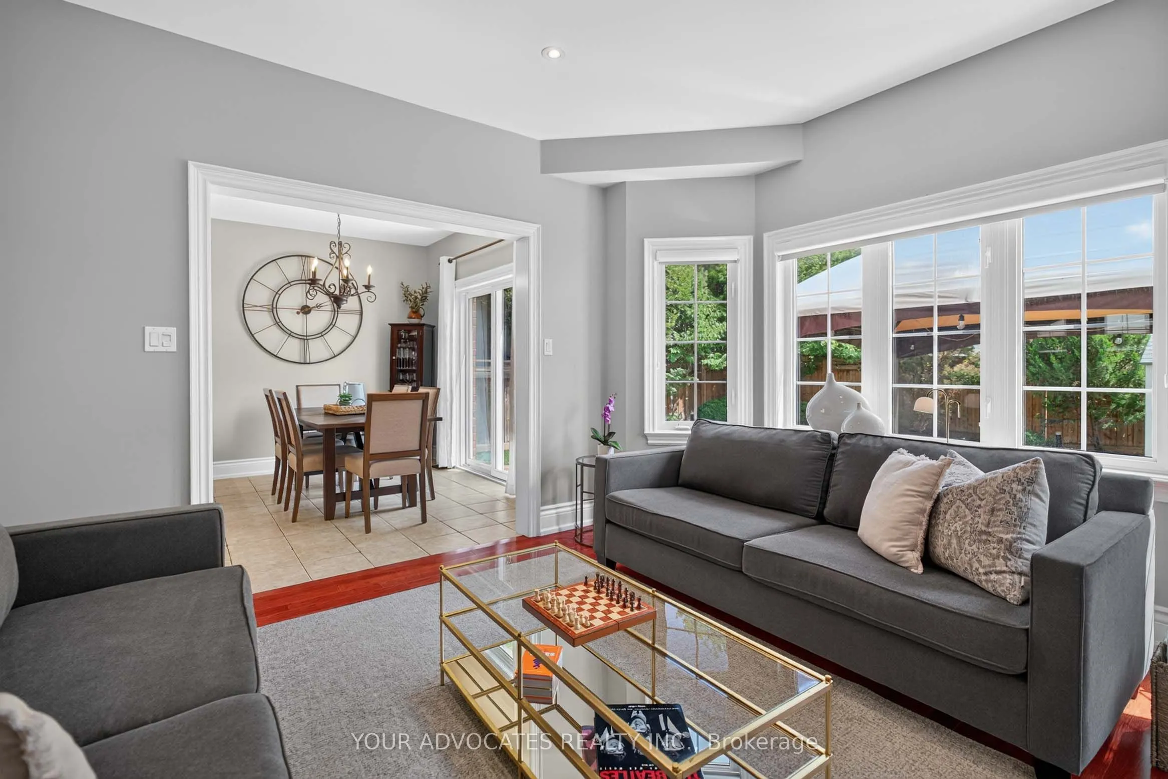 228 Twin Hills Crescent