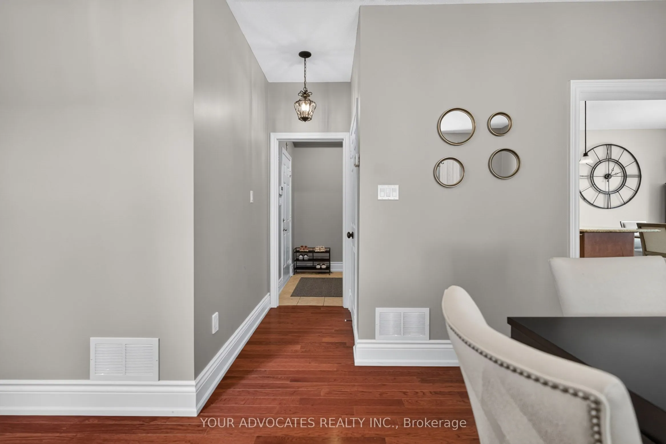 228 Twin Hills Crescent