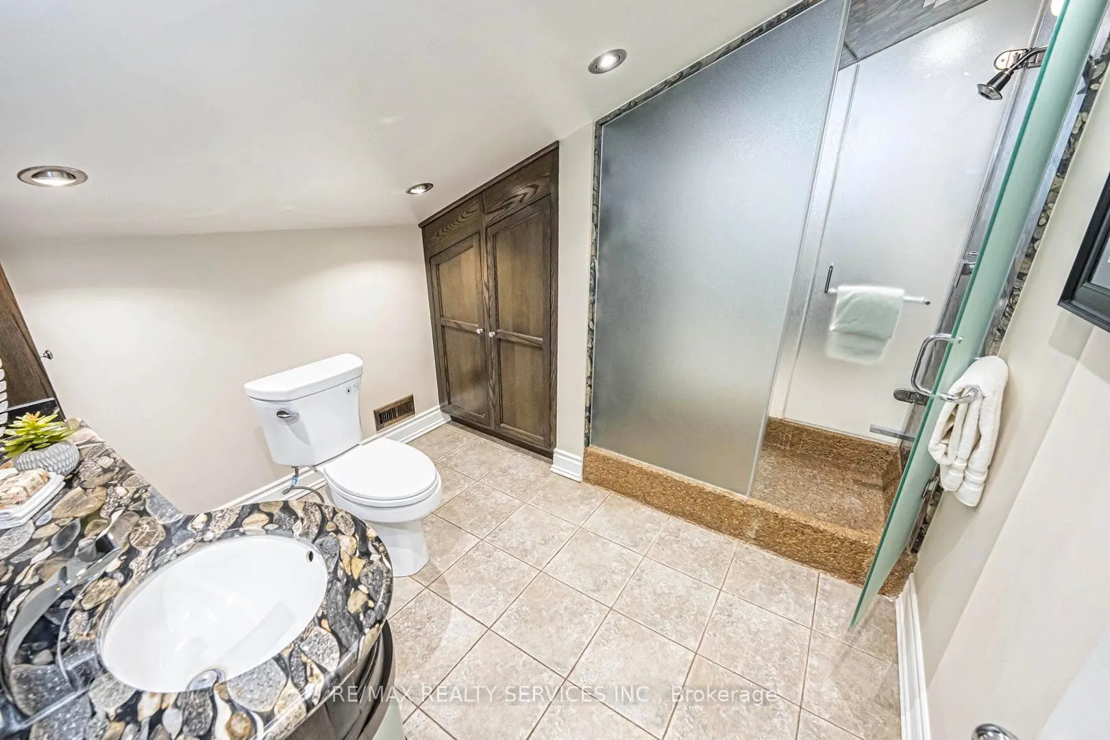 247 Sand Road
