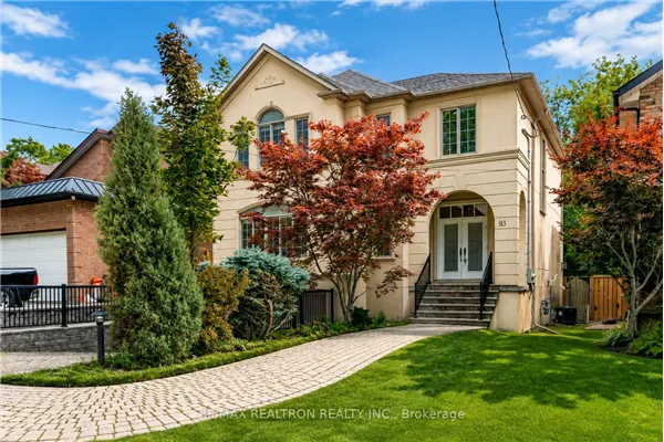 93 Oak Avenue