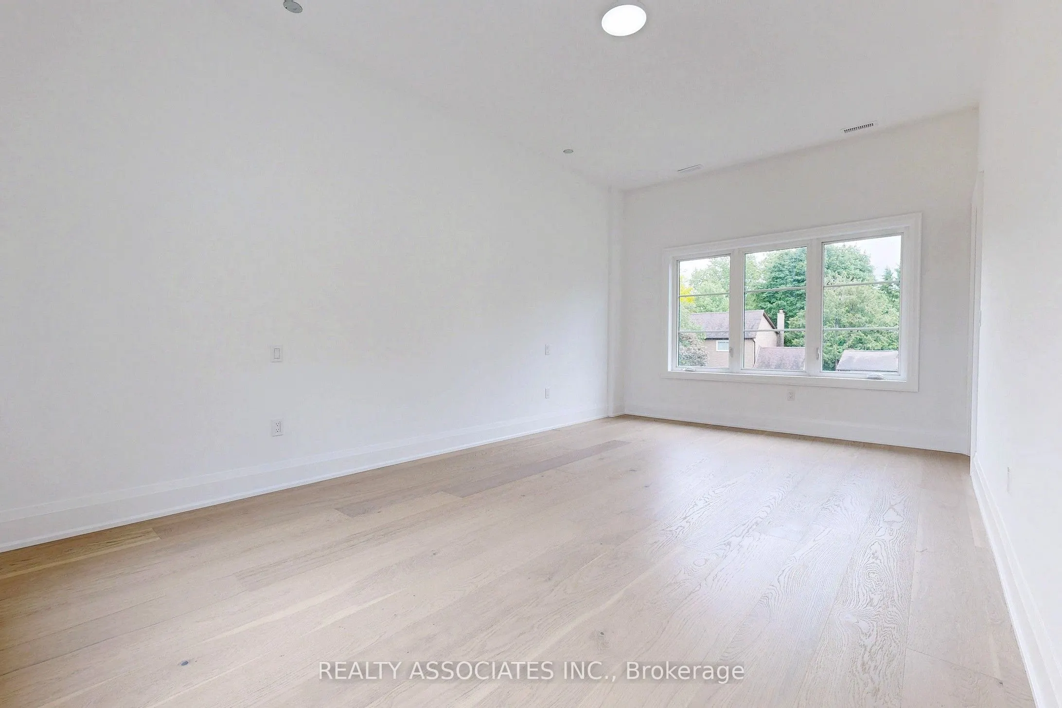32 Cossar Avenue