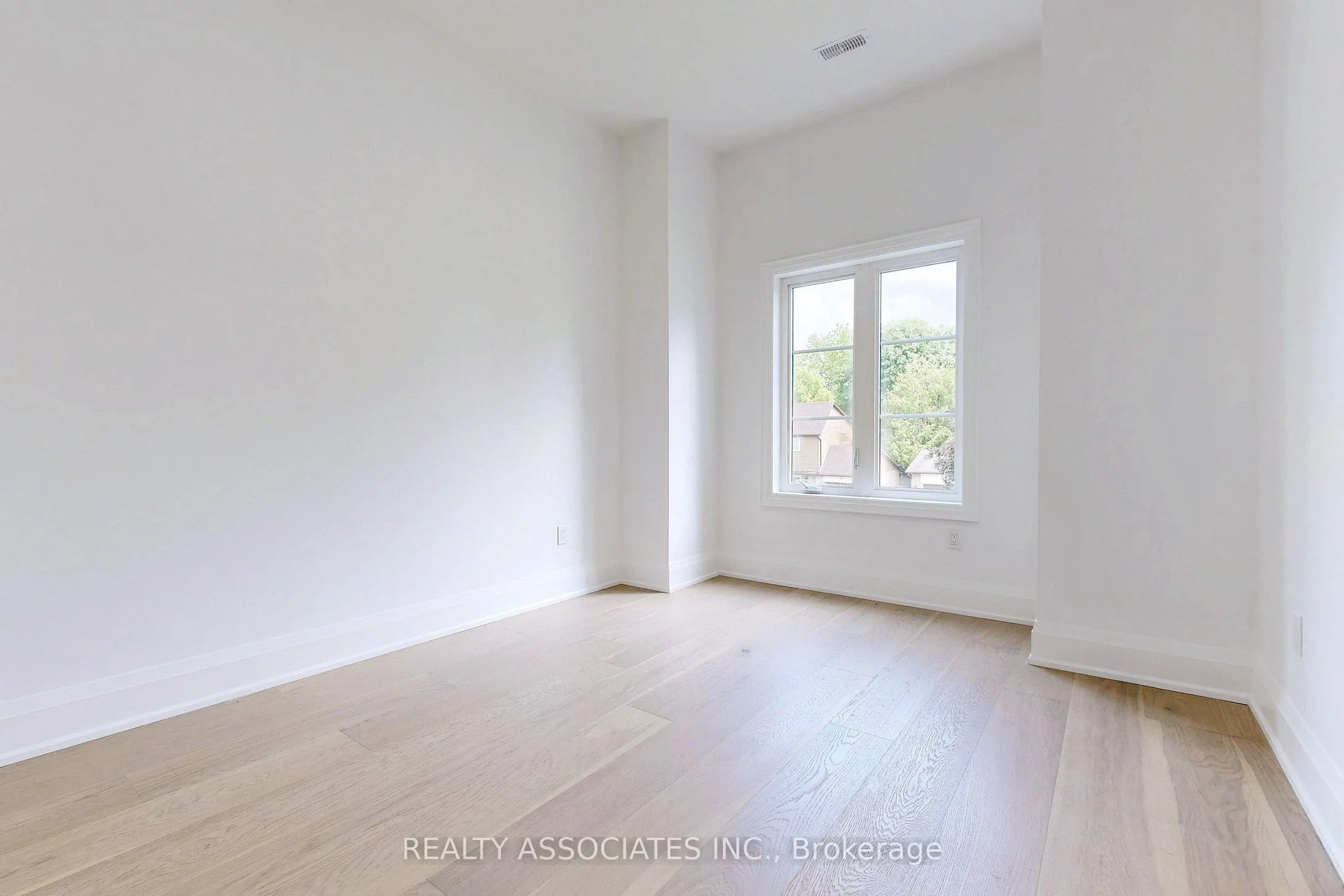 32 Cossar Avenue