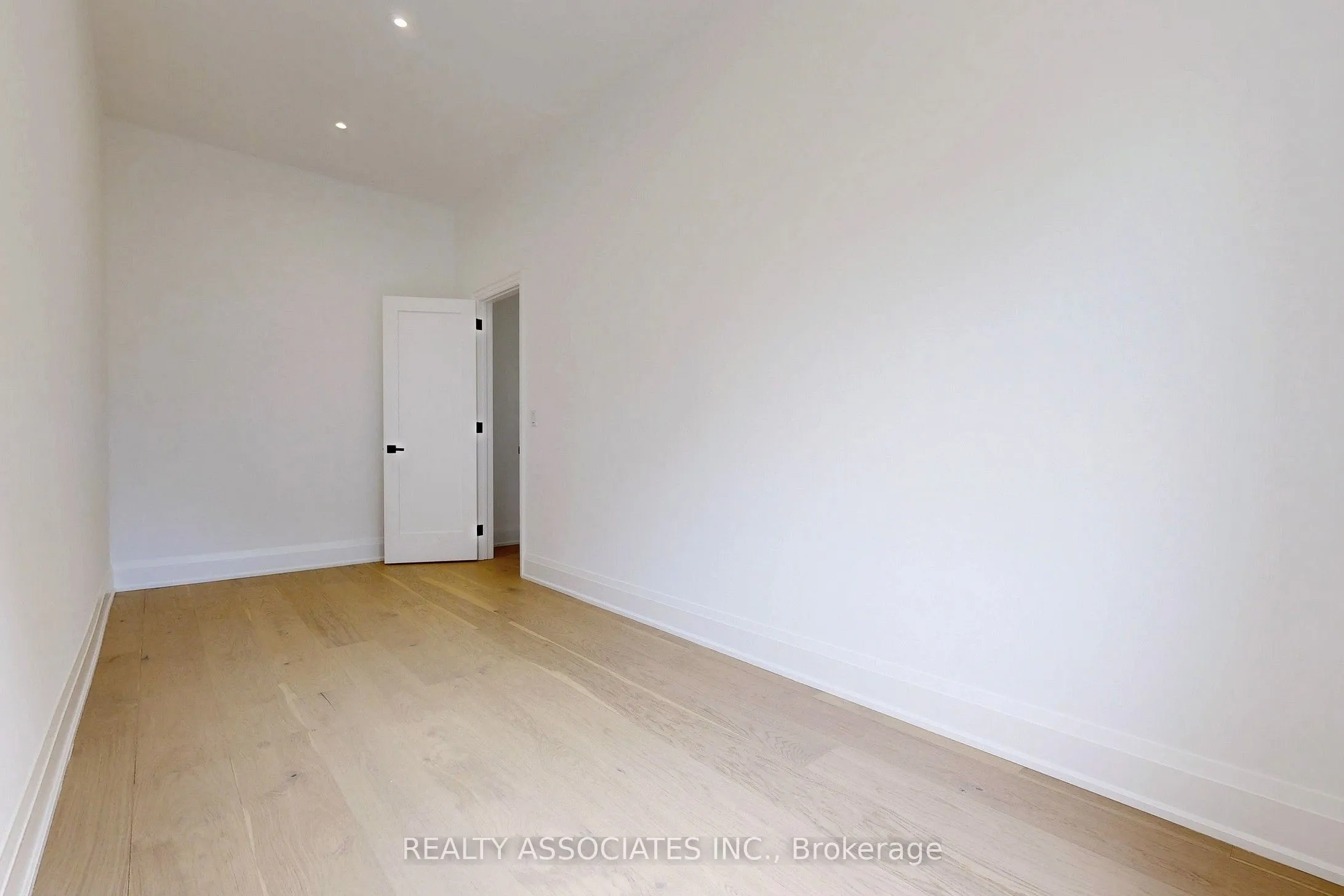 32 Cossar Avenue