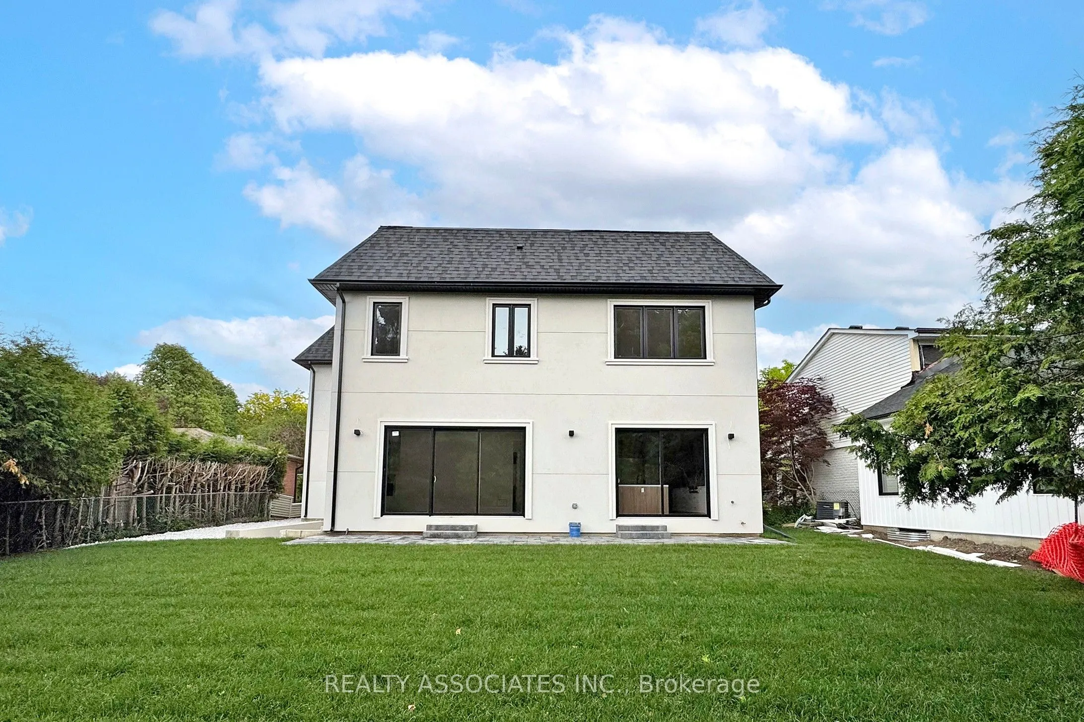 32 Cossar Avenue