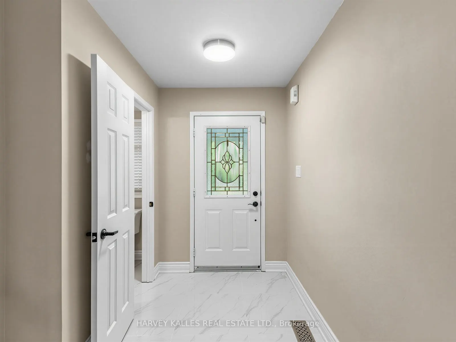 40 Blackthorn Drive