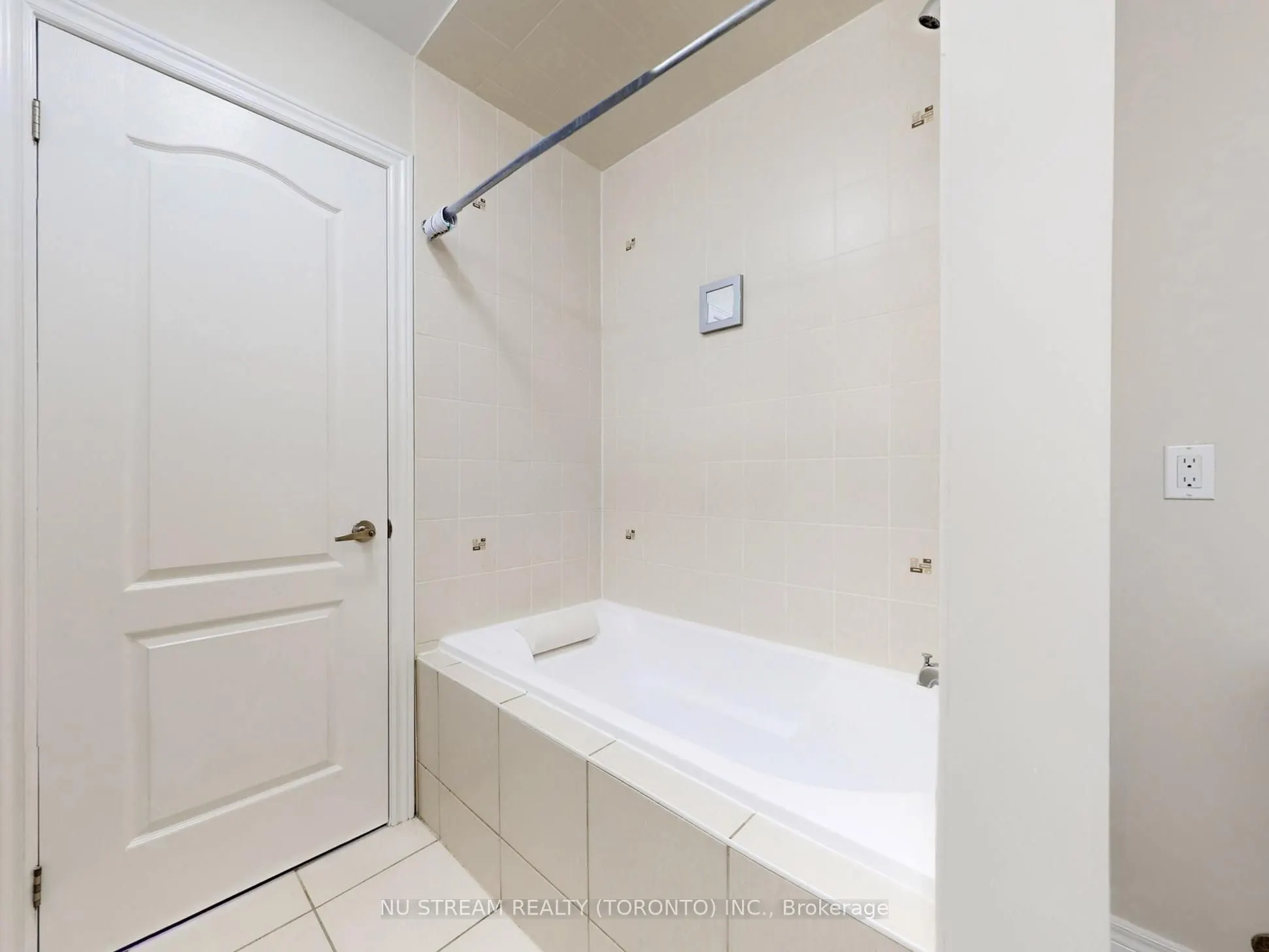 224 Aspenwood Drive